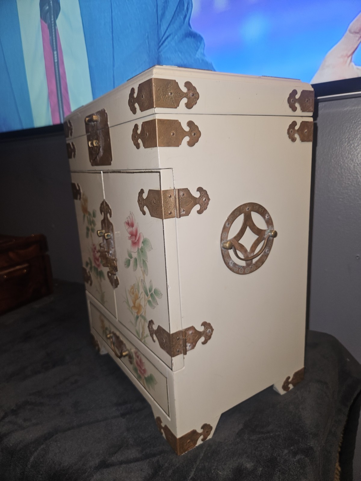 Large Vintage Jewelry Box Beige Oriental Jewelry Box Flowers Jewelry Box Storage