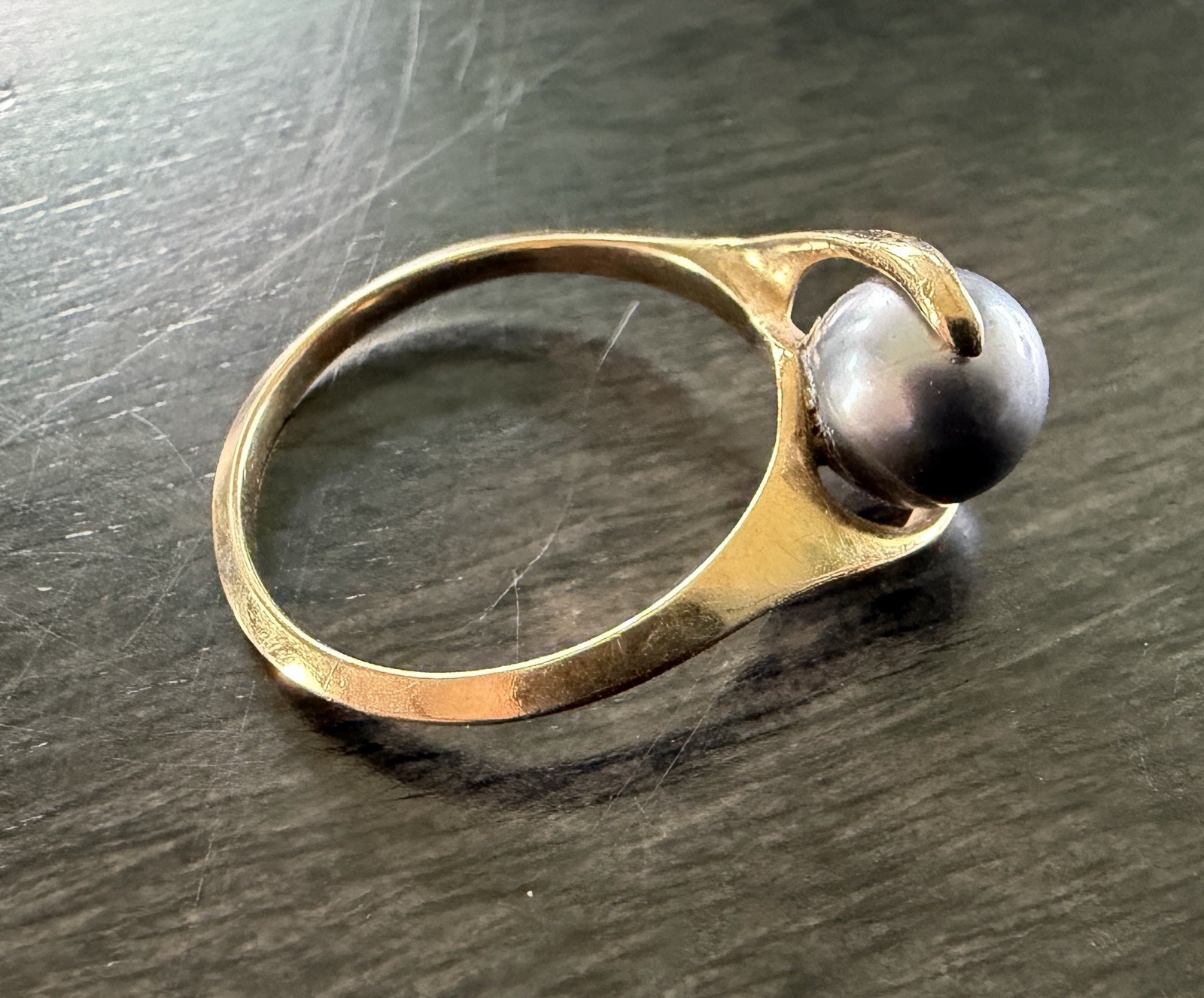 14k Yellow Gold Gray Black Pearl Ring