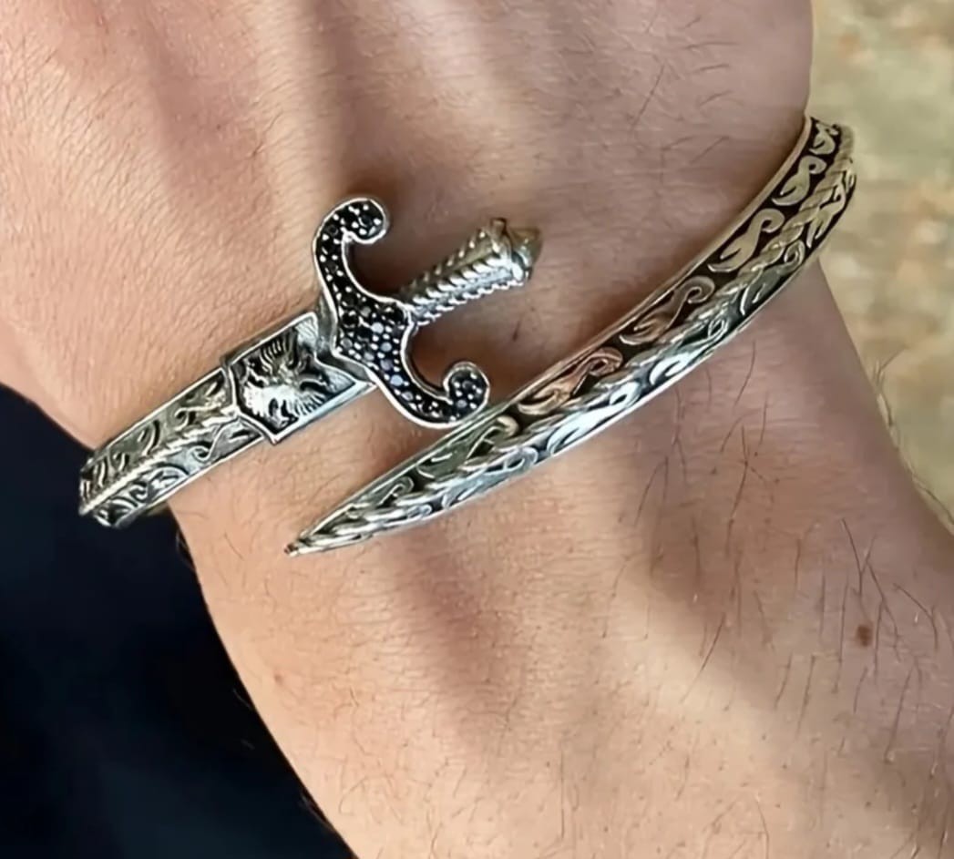 Punk Gothic Geometric Open Sword Bangle bracelet