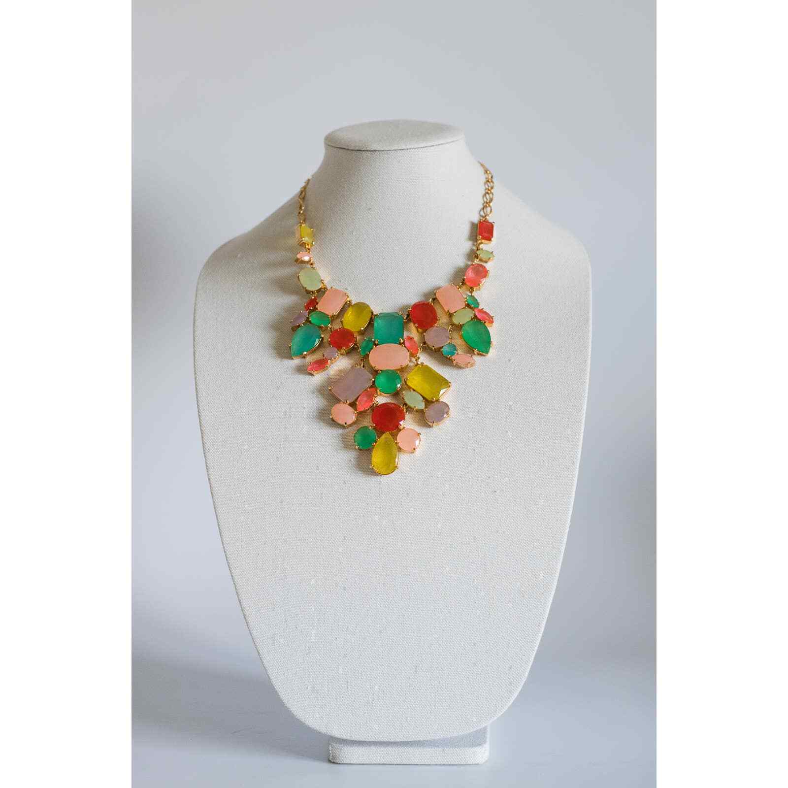 Preowned Kate Spade Gumdrop Gem Statement Bib Necklace 12K Gold Plated Metal