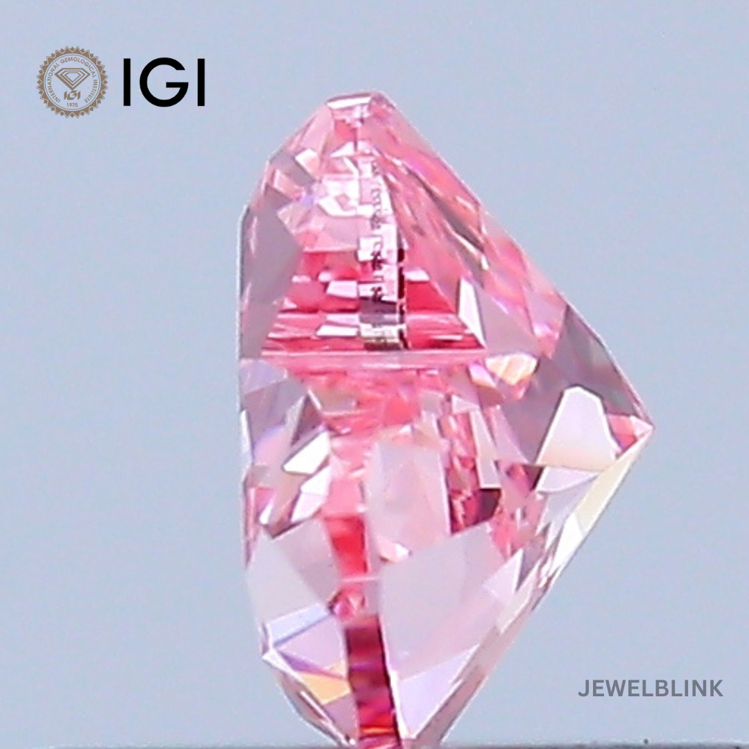 IGI Certified 0.46 Carat Fancy Vivid Pink VS1 Heart Cut CVD Lab Grown Diamond