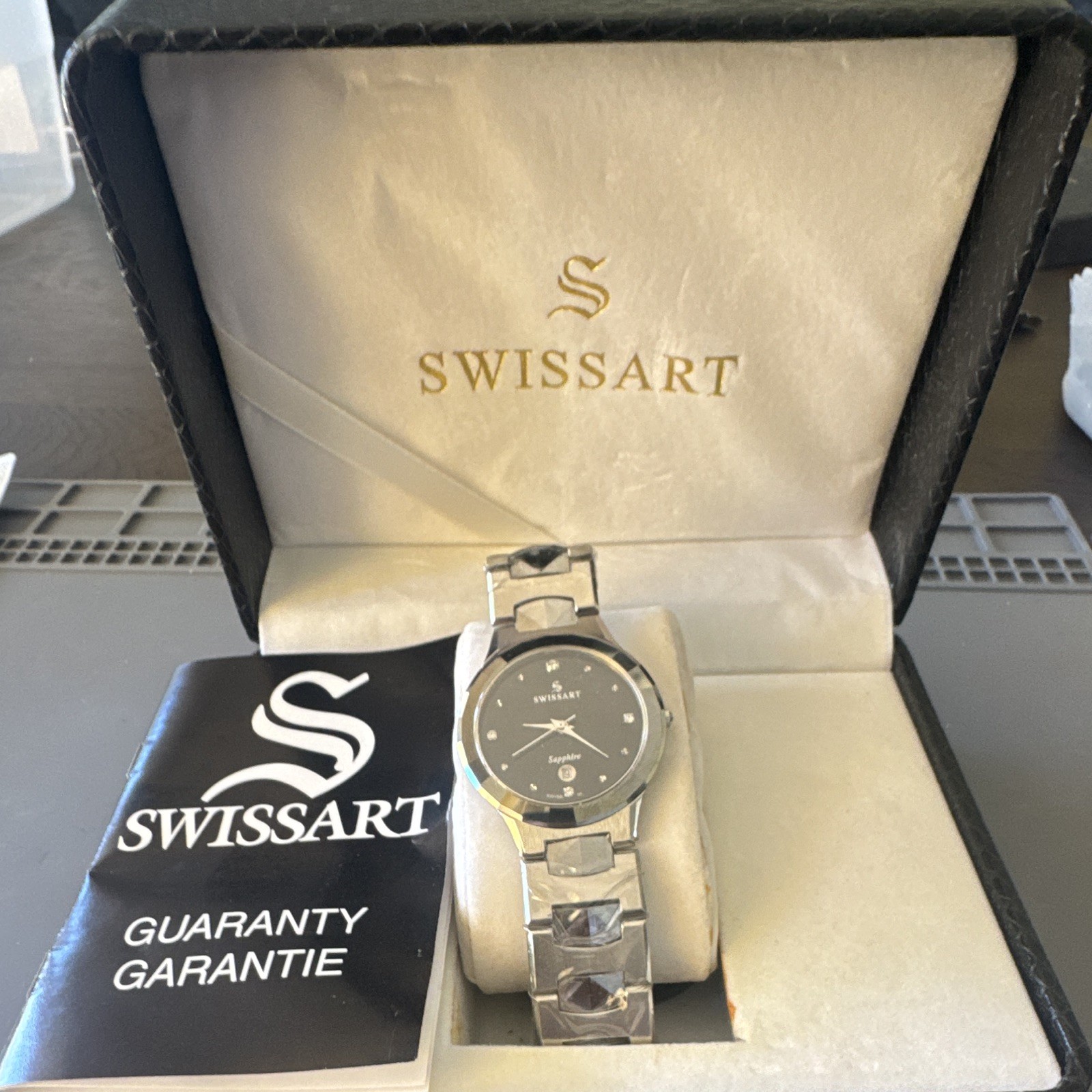 SWISSART Sapphire Quartz Sapphire Crystal Silver Bracelet Black Dial 23mm 30M