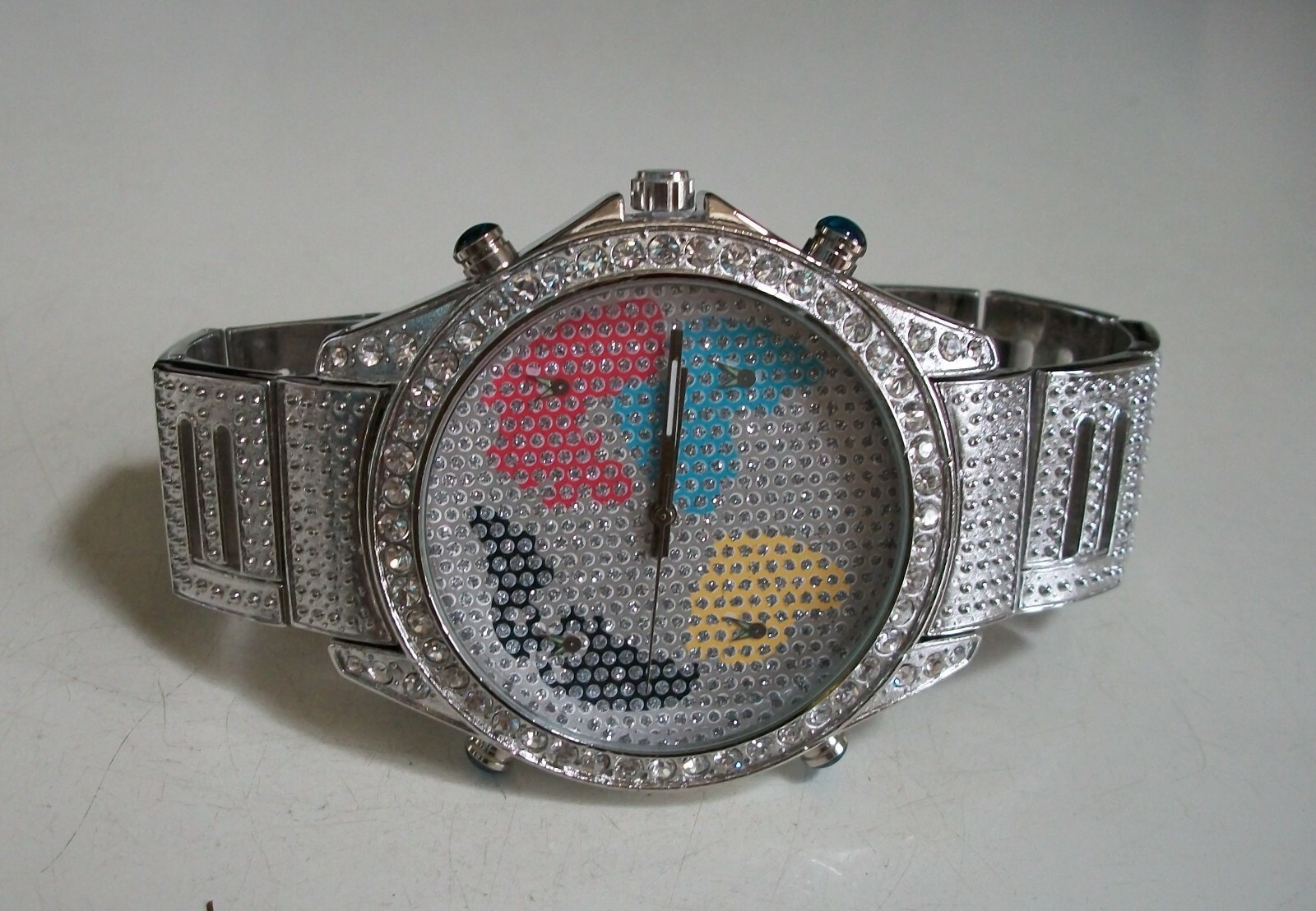 Men’s Bling Silver Finish World Map Dial Dressy Casual Fashion Wrist watch