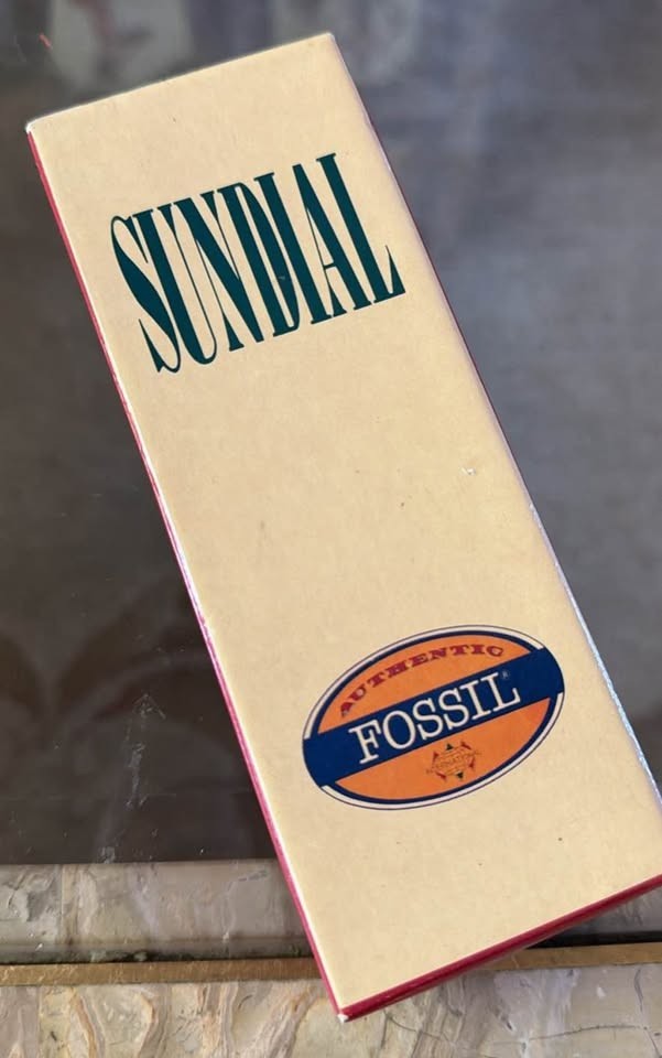 Fossil Sundial Limited Edition Rare Watch w/ Box. Vintage! Model SD-7620