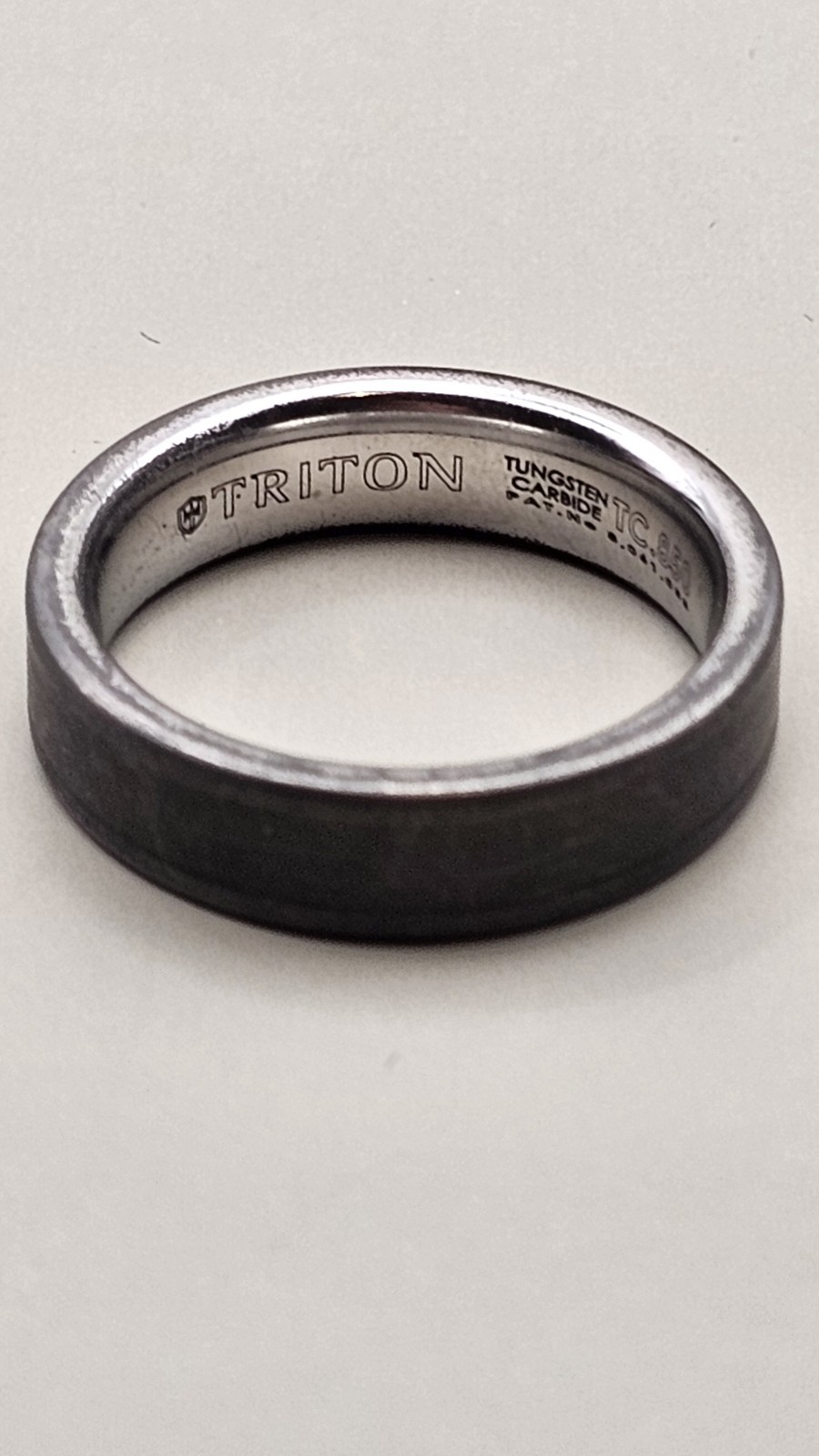 Triton Tungston Carbide Steel Ring Size 7.75 GREAT GIFT Retails $375