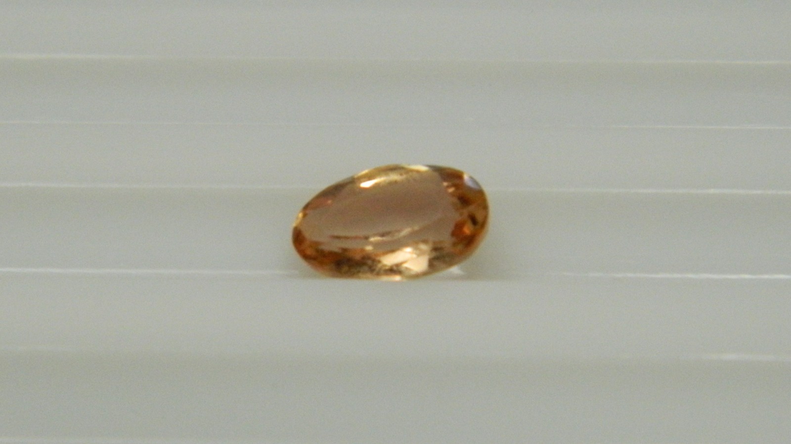 Imperial Topaz 0.47 Ct Clarity IF Oval Cut Natural Golden Brazil I029
