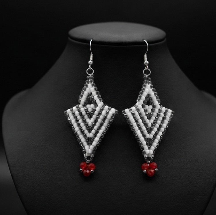 Handmade Ethnic/Boho/Africa Crystal Triangle Earrings White Black Red