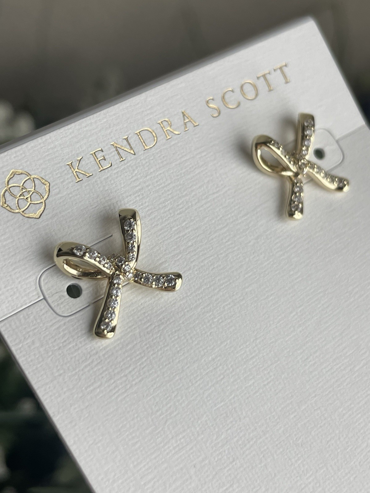 Kendra Scott Gold Tone Sasha Stud Earrings Bow Design Clear Crystals New W/ Tag