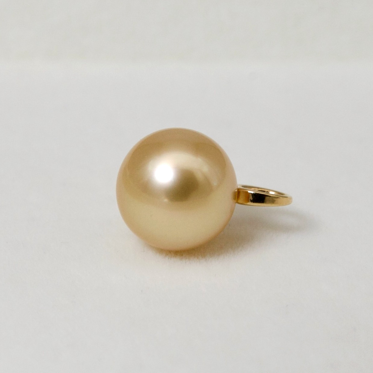 Simple 11.8mm Nearly Round Golden South Sea Pearl Pendant 18K Solid Yellow Gold
