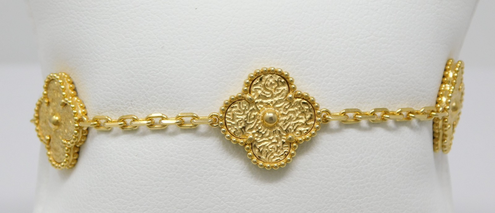 VCA Van Cleef & Arpels 5 Motif Yellow Gold Alhambra Bracelet 7.25″ B9466