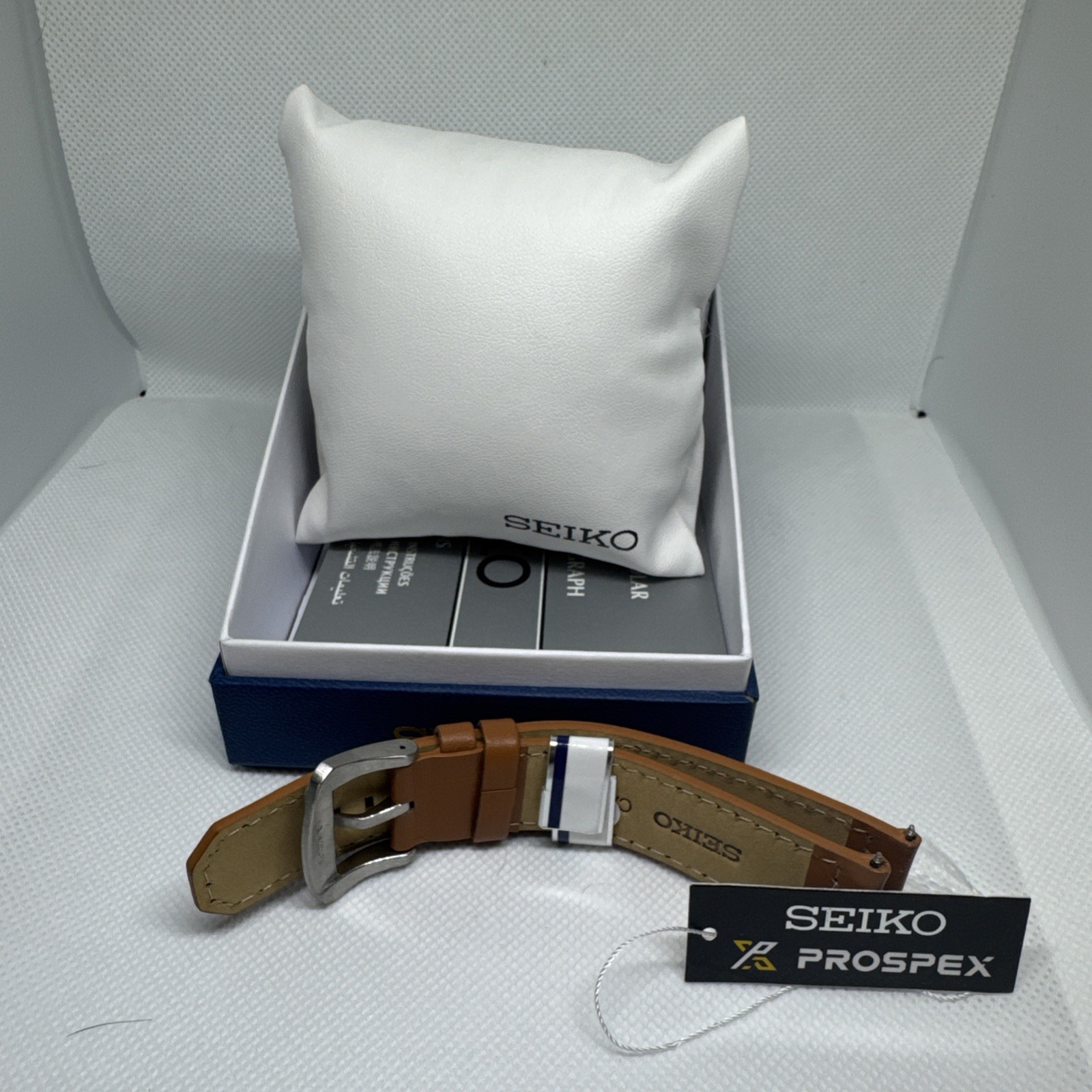 Seiko Mens Adventure Solar Classic Casual Watch – SSC081