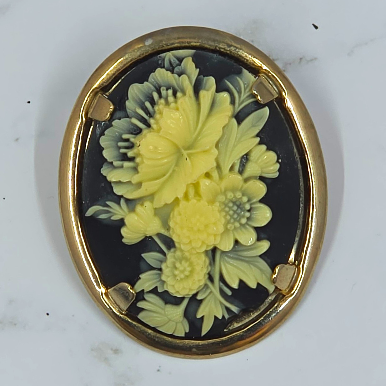 Oval Floral Cameo Style Brooch Pin for Women Black & Gold Tone