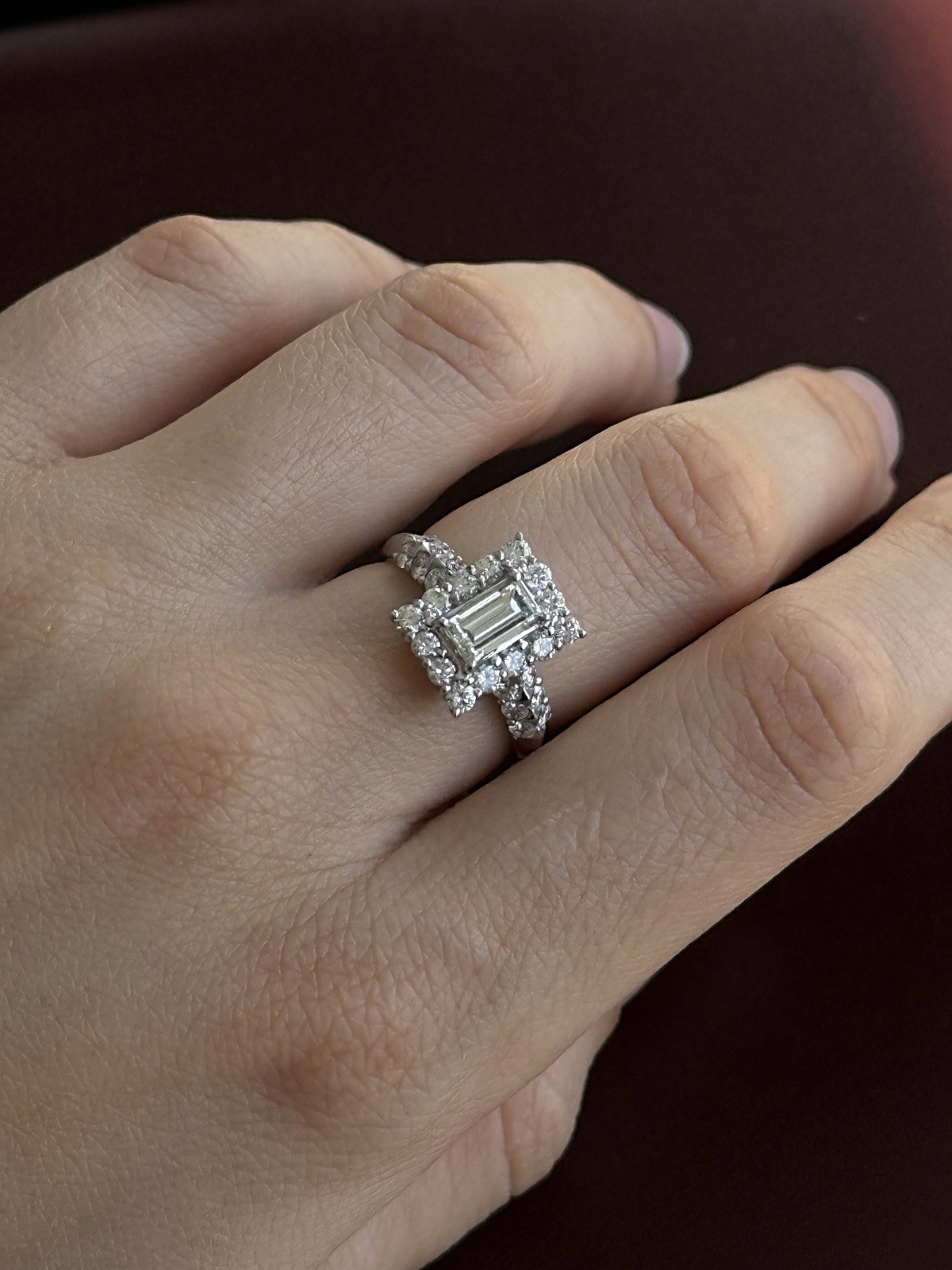 0.72 ct Emerald-Cut Diamond Halo Ring in 900 Platinum | 1.10 ct Total