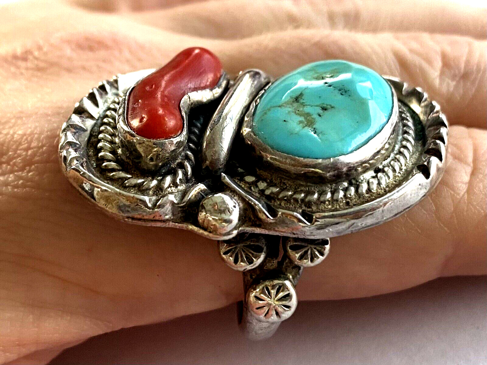 Vintage Native American Turquoise Red Coral Men’s Ring 28.41gr Size 12