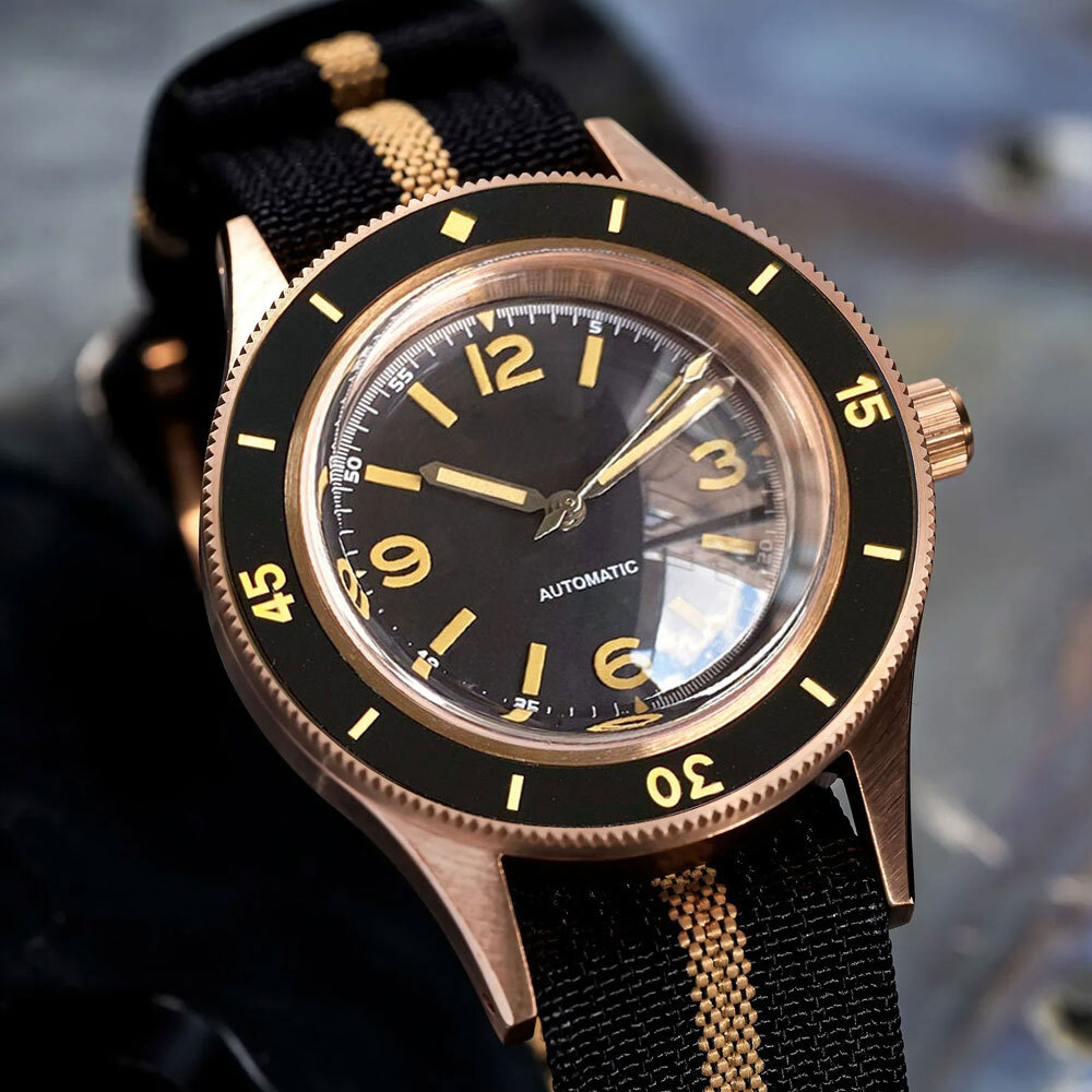 40mm 50-Fathoms Retro CUSN8 Solid Bronze NH35 Dress Men Watch Sapphire 20Bar