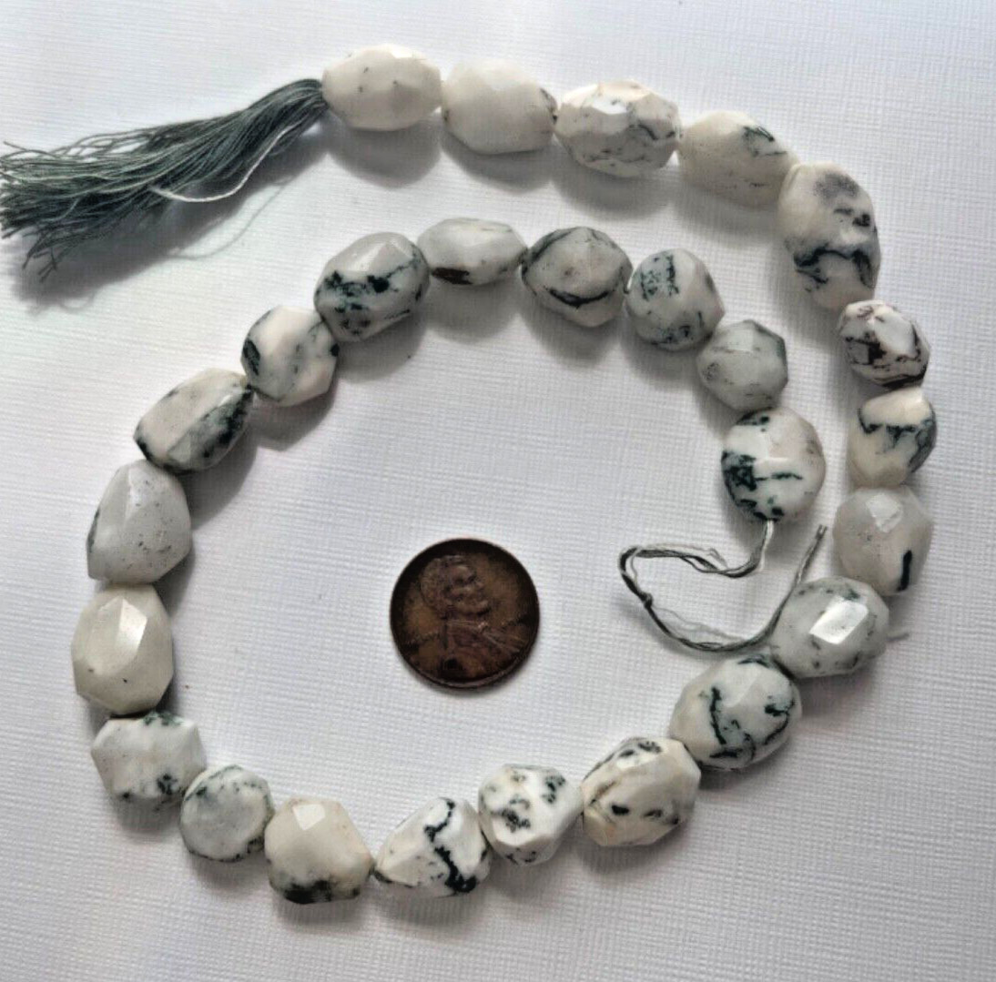 ONE STRAND FACETED 17X10 MM WHITE TREE AGATE 14″ OVAL NUGGETS BELOW WHOLESALE!