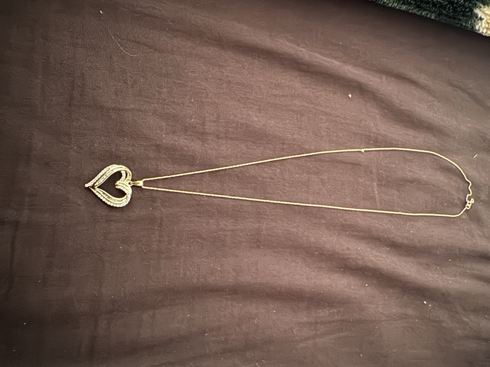 10k Yellow Gold And Diamond Heart Shap Pendant With 10k Chain