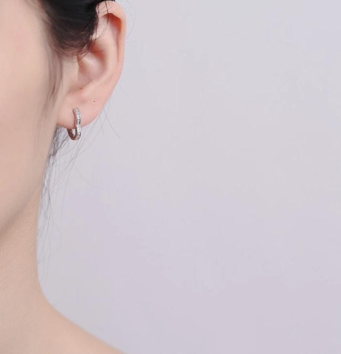 9CT GOLD LADIES HEART HOOP EARRINGS – Pair 14mm