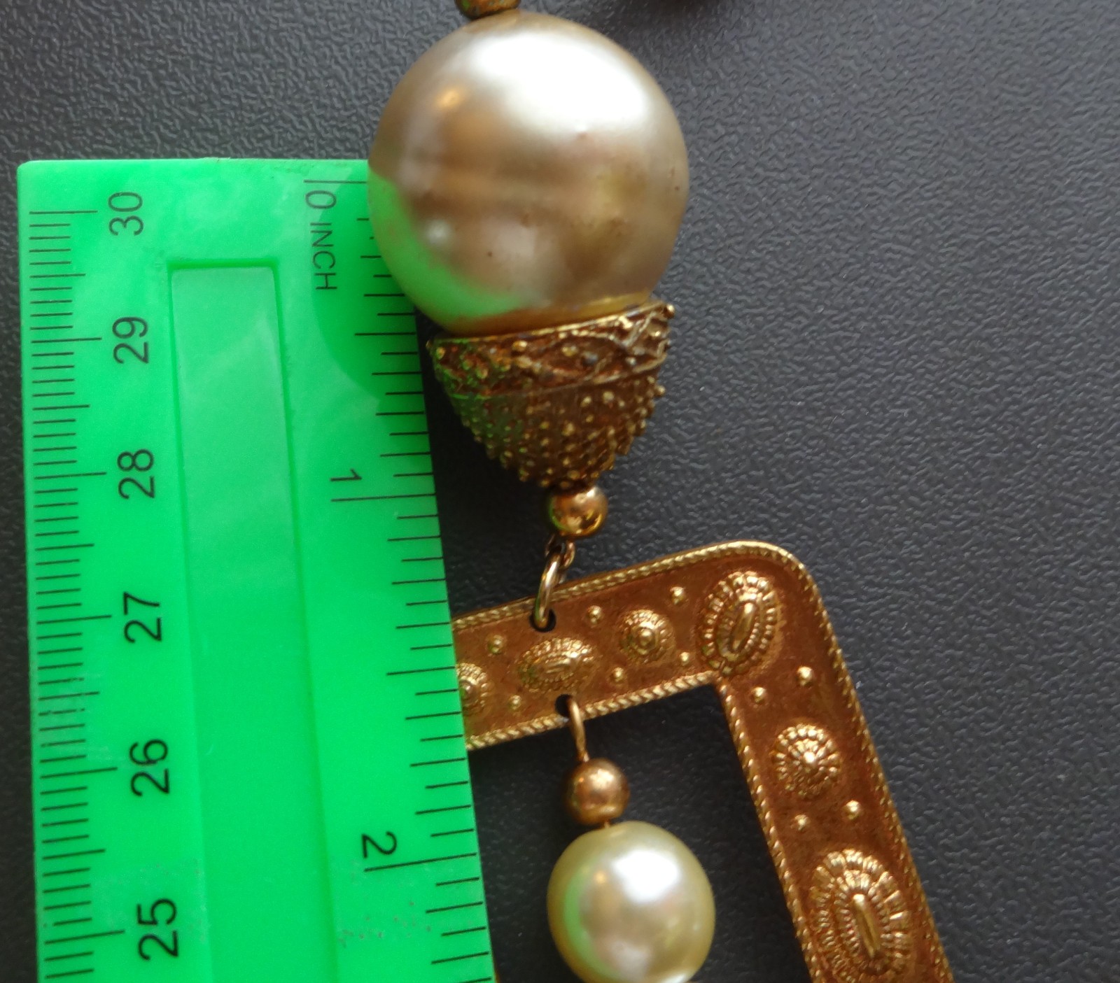 Vtg Signd DR Massive Statement Gold Tone Chunky Baroque Pearl Etruscan Necklace