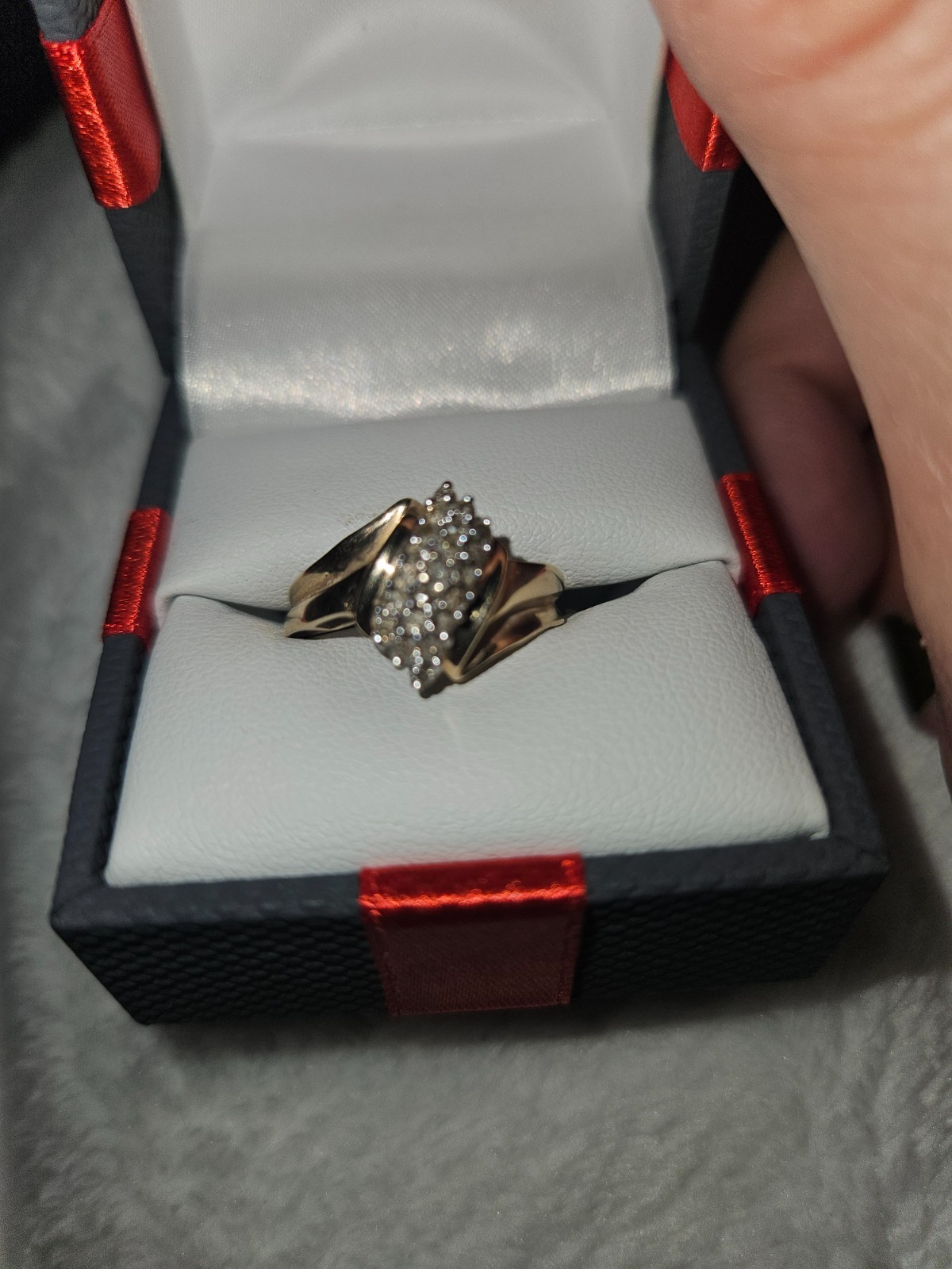 10k yellow gold half carat cluster diamonds size 6