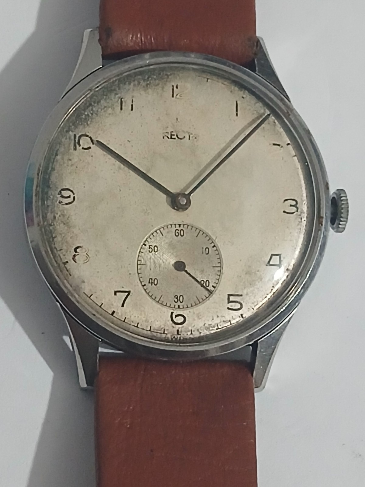 Vintage Straight Wrist Watch 1940 Manual Wind Works Swiss Made