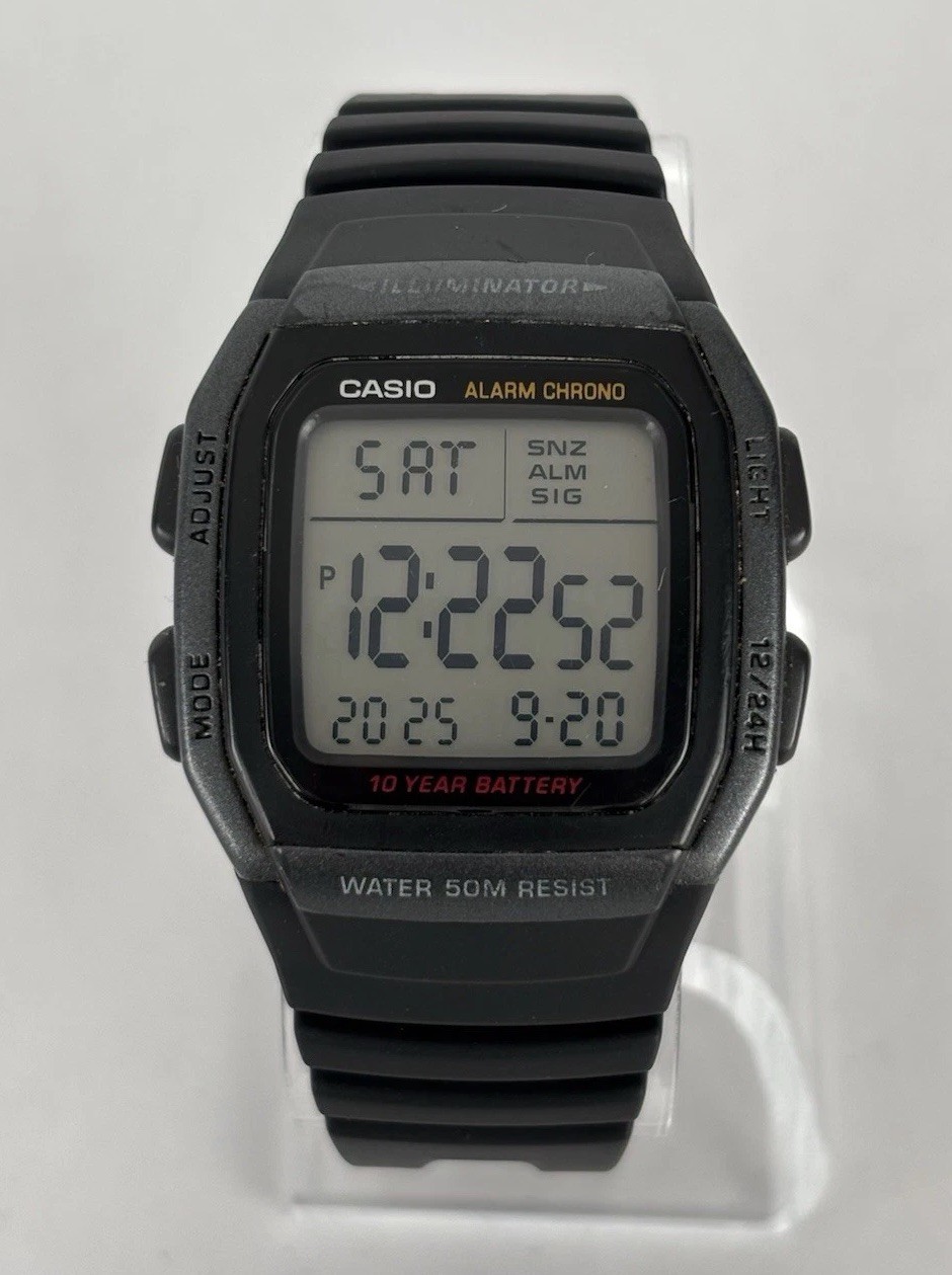 Vintage Casio Illuminator W-96H 36mm Black Digital Watch w/Band & New Battery