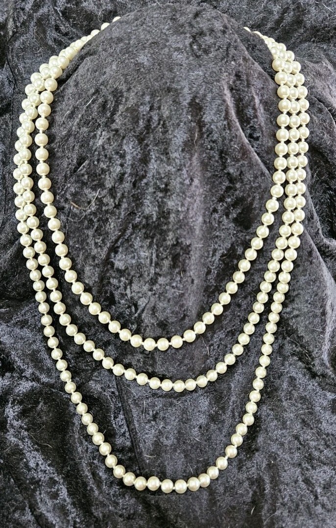 Premier Designs Jewelry Opening Night Faux Pearl Necklace 90”