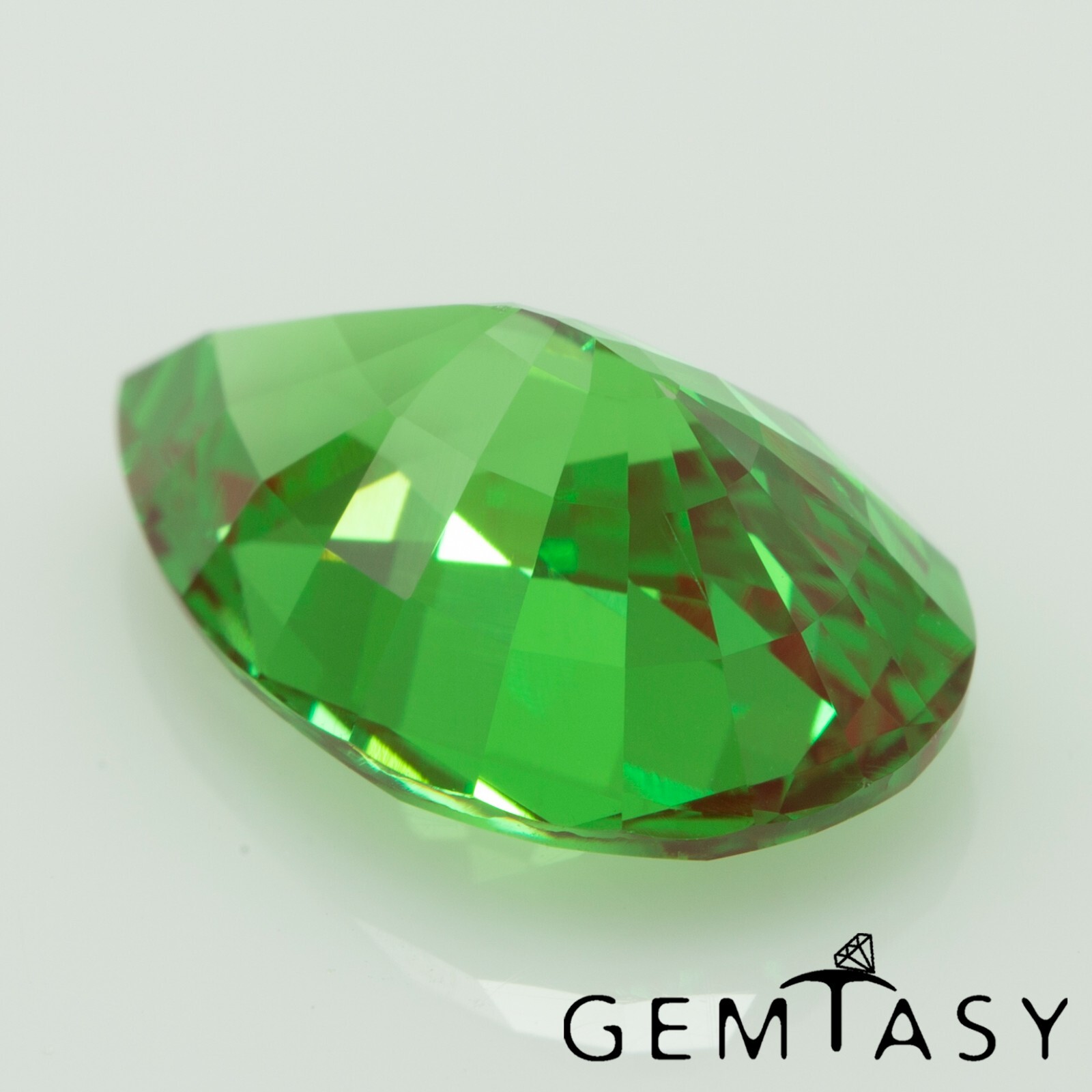 Cut stone – YAG Green-Red Czochralski (Pulled) lab grown, 12x8mm 3.94-4.48ct