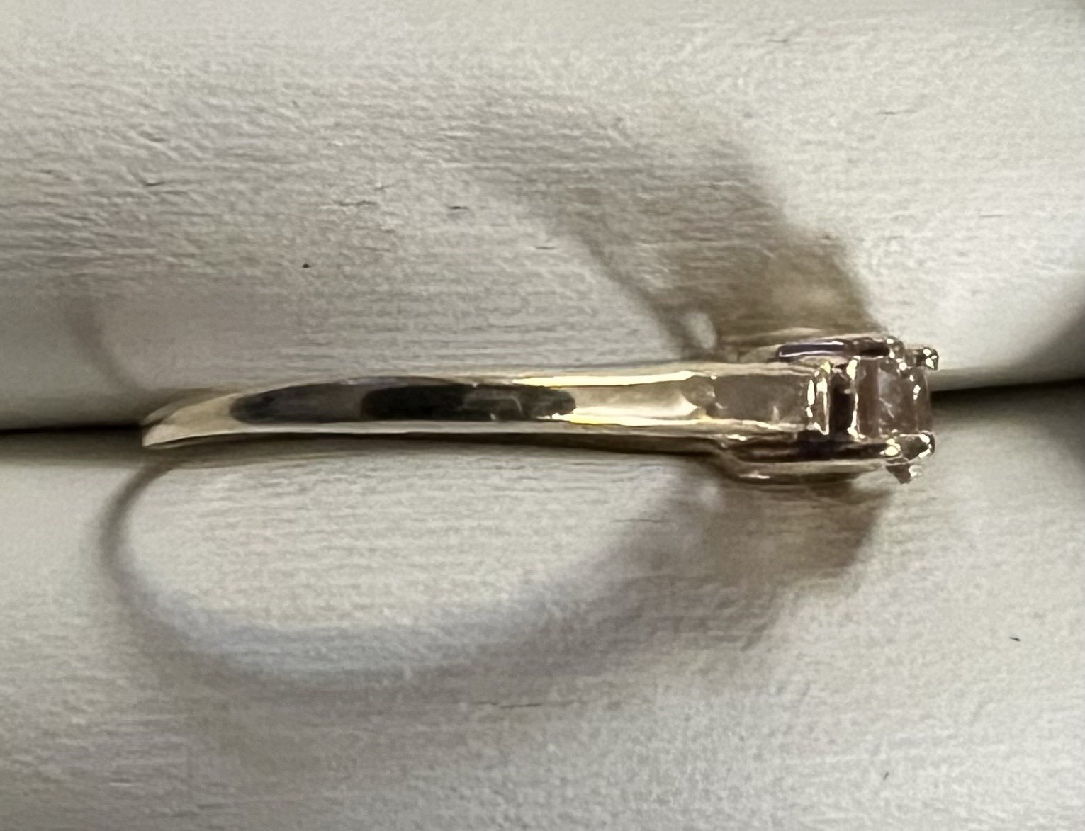 14KY Gold 3-Stone Diamond Ring. Sz 8.25. Approx. 1/2 TCW. 2.48 Grams