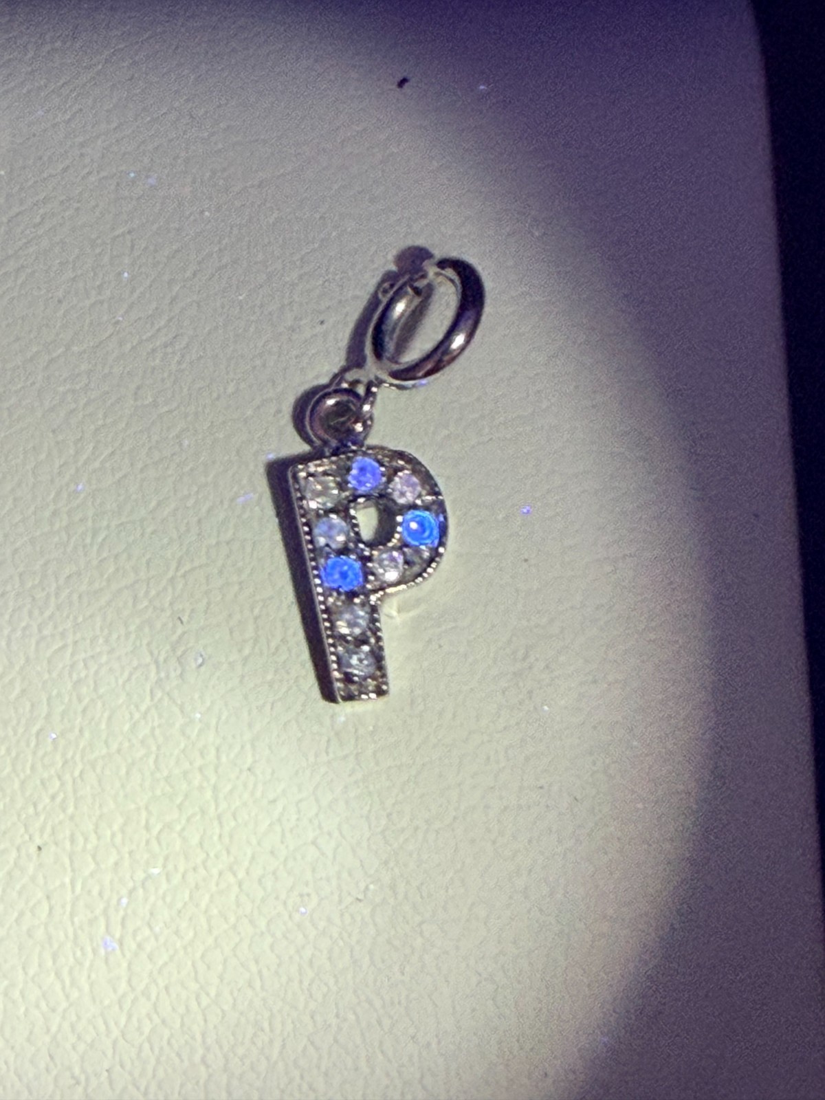 14K White Gold Diamond Charm – 0.5 g