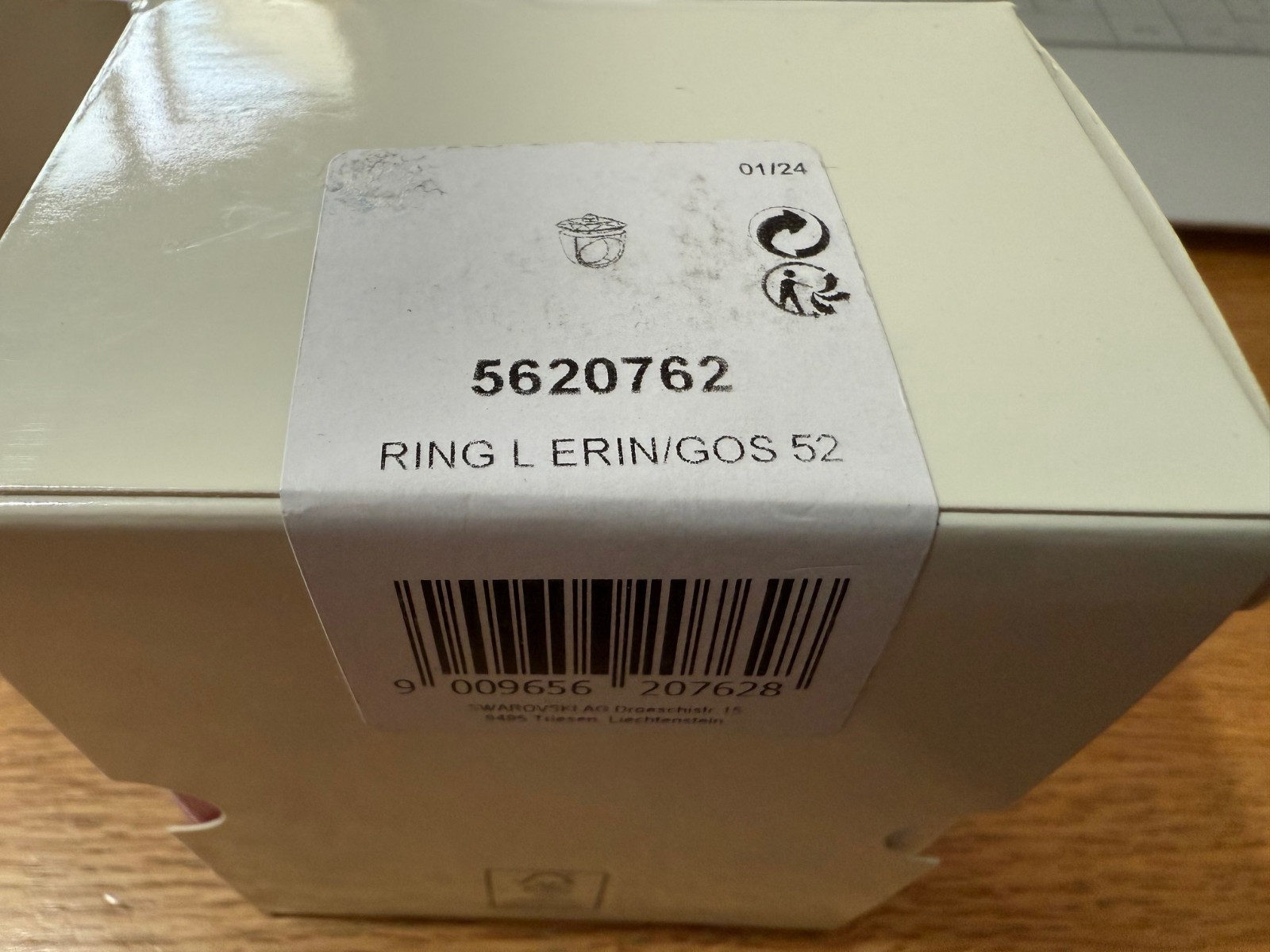 Swarovski Numina cocktail ring Green, Gold-tone 5620761 Size 50 RRP £195 NEW
