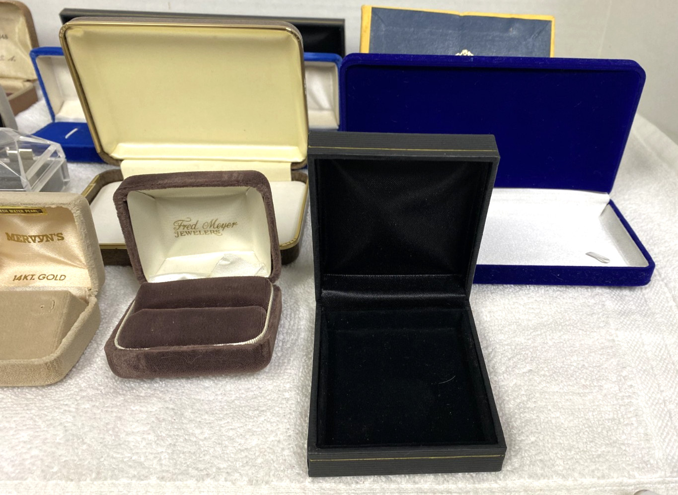 17 Vintage Jewelry Presentation Gift Boxes Ring Bracelet Watch Mixed Sizes