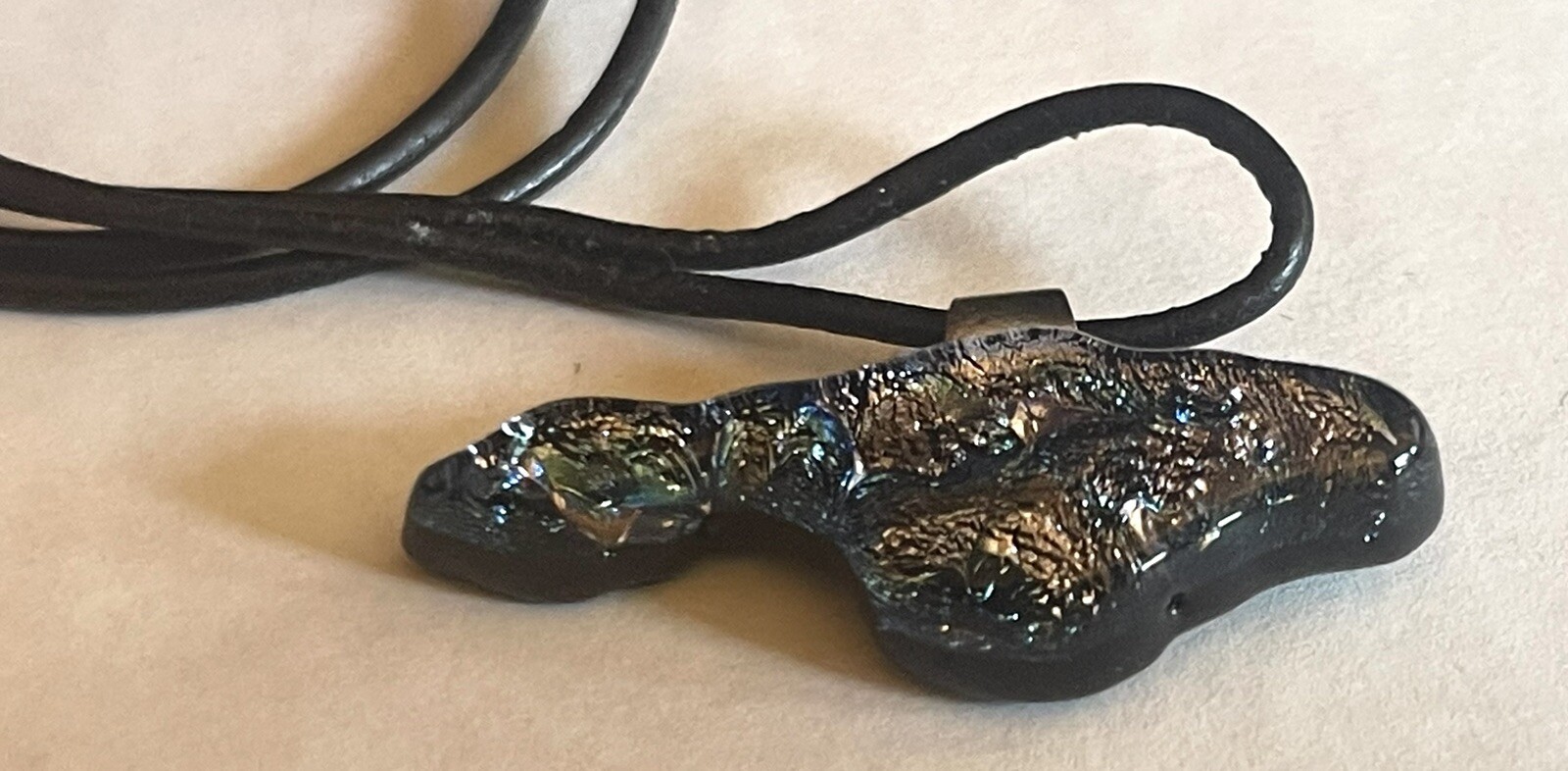 CATALINA ISLAND, OUTLINE OF ISLAND, ARTISAN NECKLACE, HANDMADE, NWOT