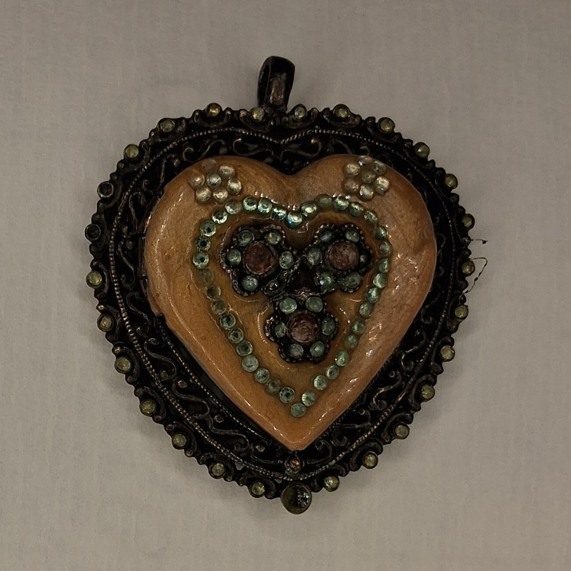 Heart Photo Locket Pendant, Silver Tone Metal, Green Round Crystal, Love Theme