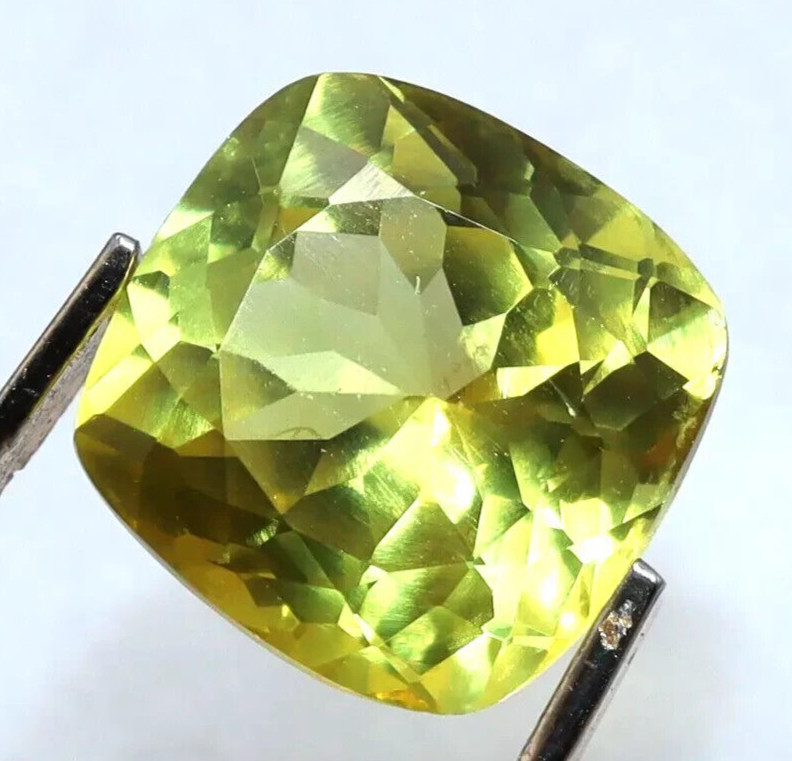 Natural Yellow Sapphire Flawless 40 Ct Ceylon Cushion Cut Loose Gemstone