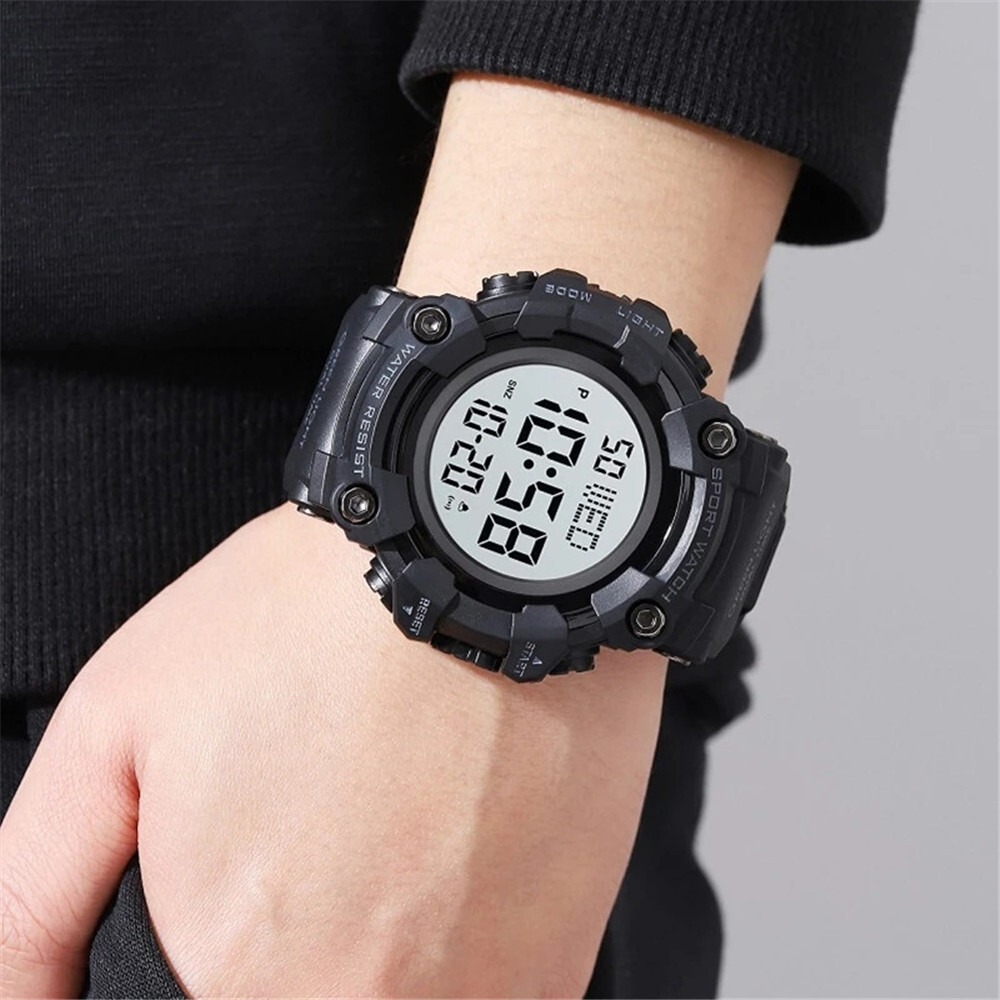 SKMEI Sport Watches Men Outdoor Digital Watch LED Alarm Stopwatch Boy Wristwatch