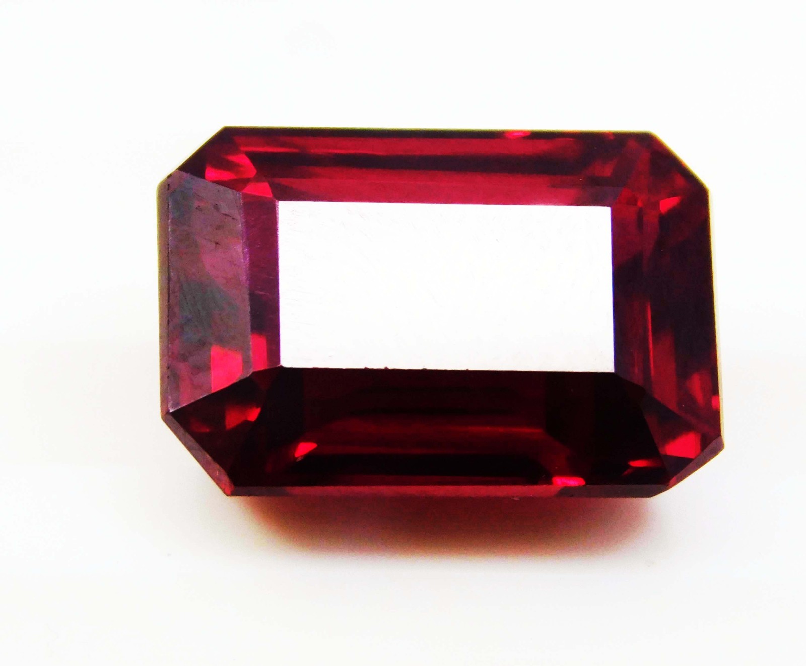 20.00Ct Natural Red Ruby Certified Madagascar Emerald Cut Loose Gemstone