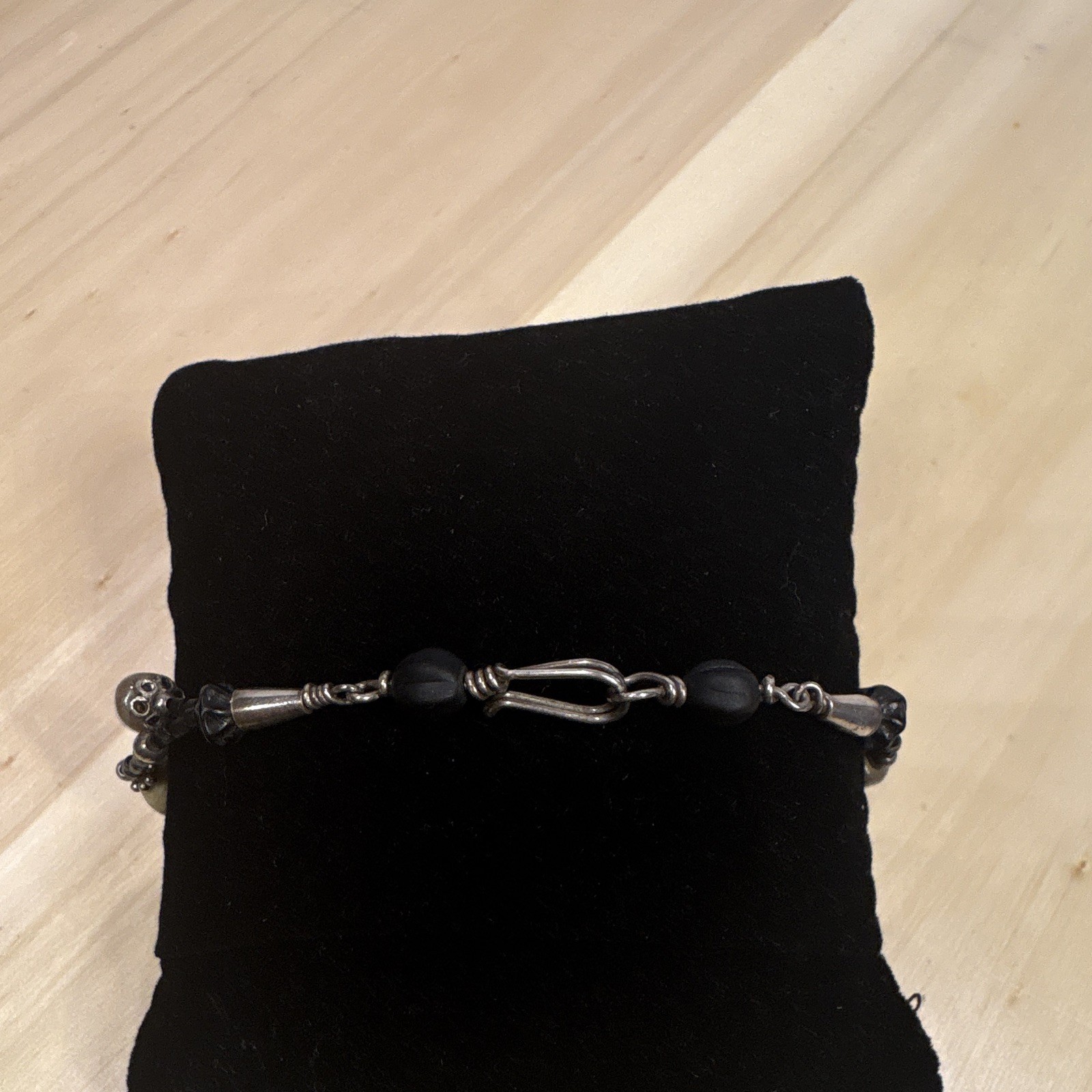 Black/Gray/Silver Glass & Sterling Silver Beaded Bracelet 7 1/2 in Hook Clasp.