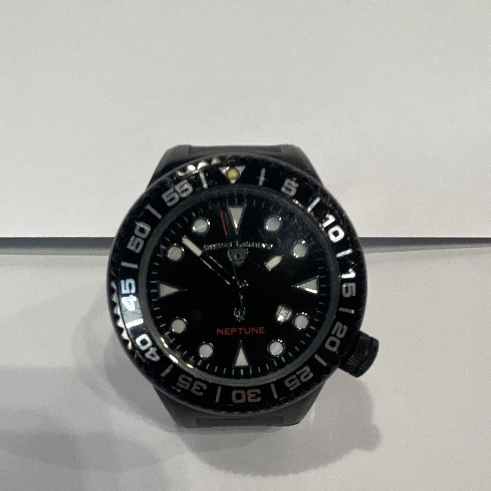 Swiss Legend Neptune Men’s Quartz 10ATM Date Window