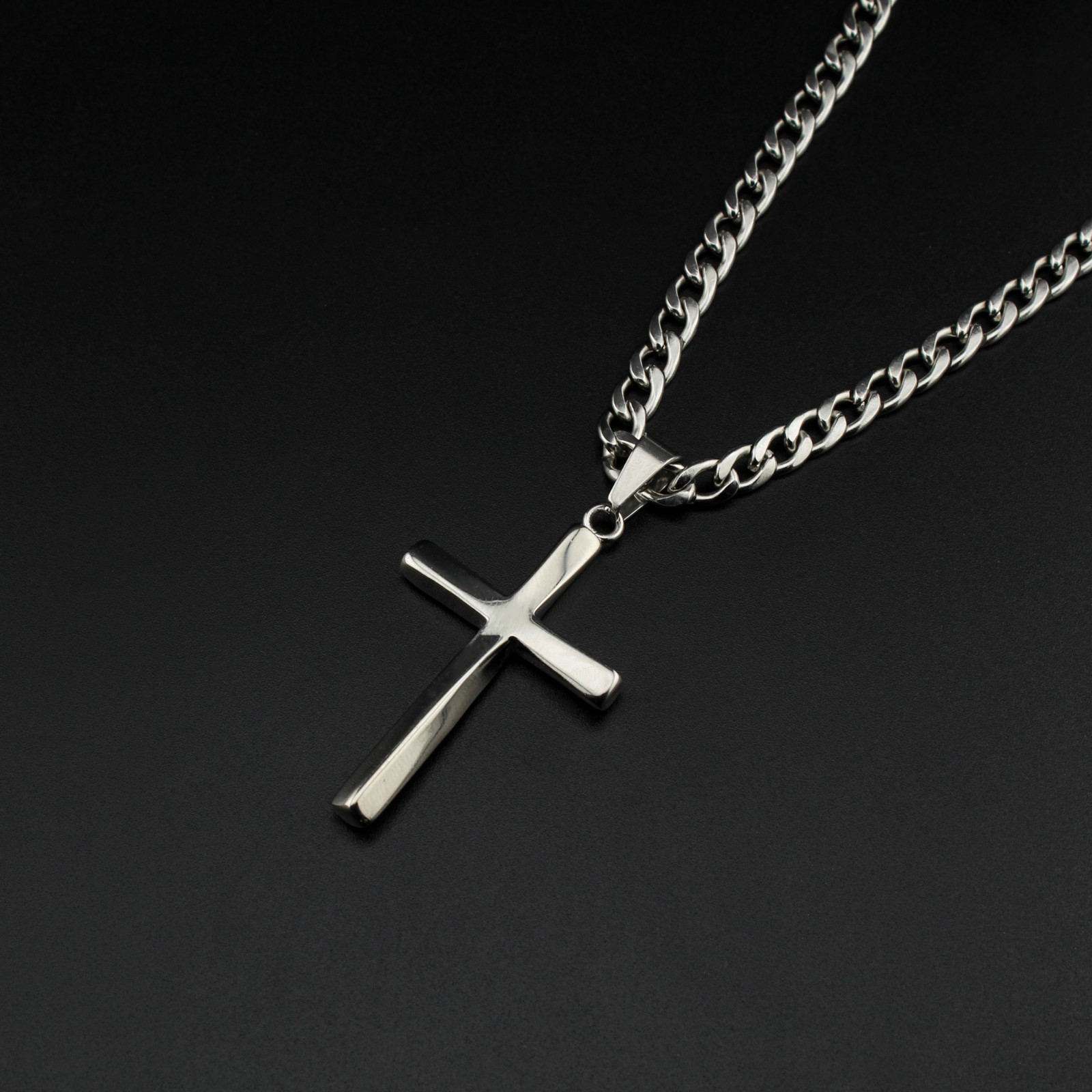 Men’s Stainless Steel Cross Necklace Cuban Link Chain Silver Pendant 5mm