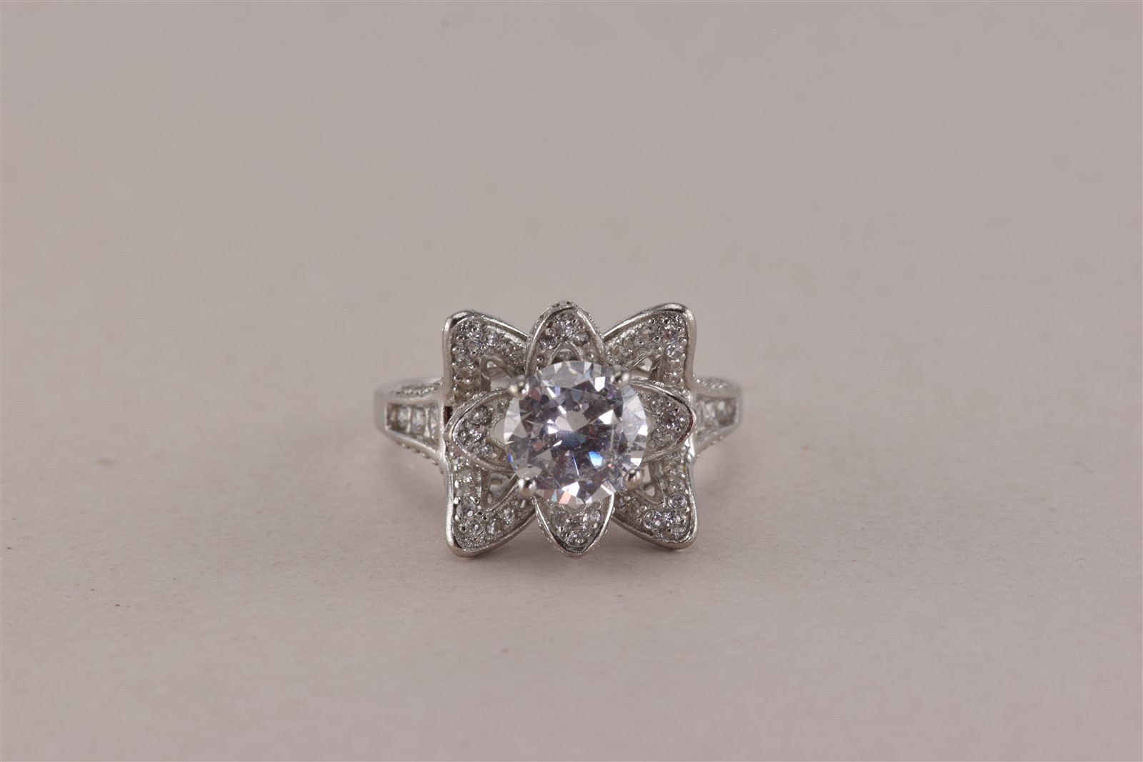 Fuzion Creation Sterling Silver Cubic Zirconia Statement Band Ring 925 Sz: 8