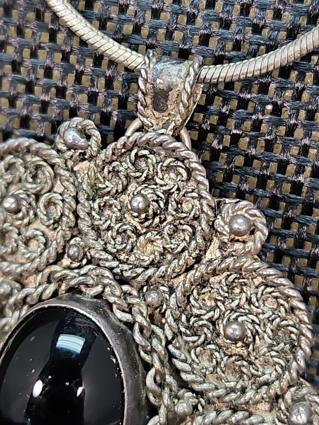Vintage Israel 900 Sterling Silver Black Onyx Intricate Filigree Pendant Brooch