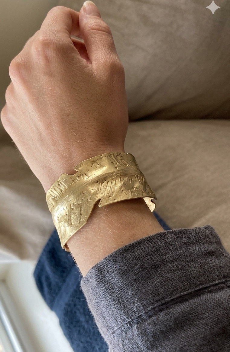 Handcrafted Brass Gold-Tone Cuff Bracelet Asymmetrical Unisex Adults 6 in