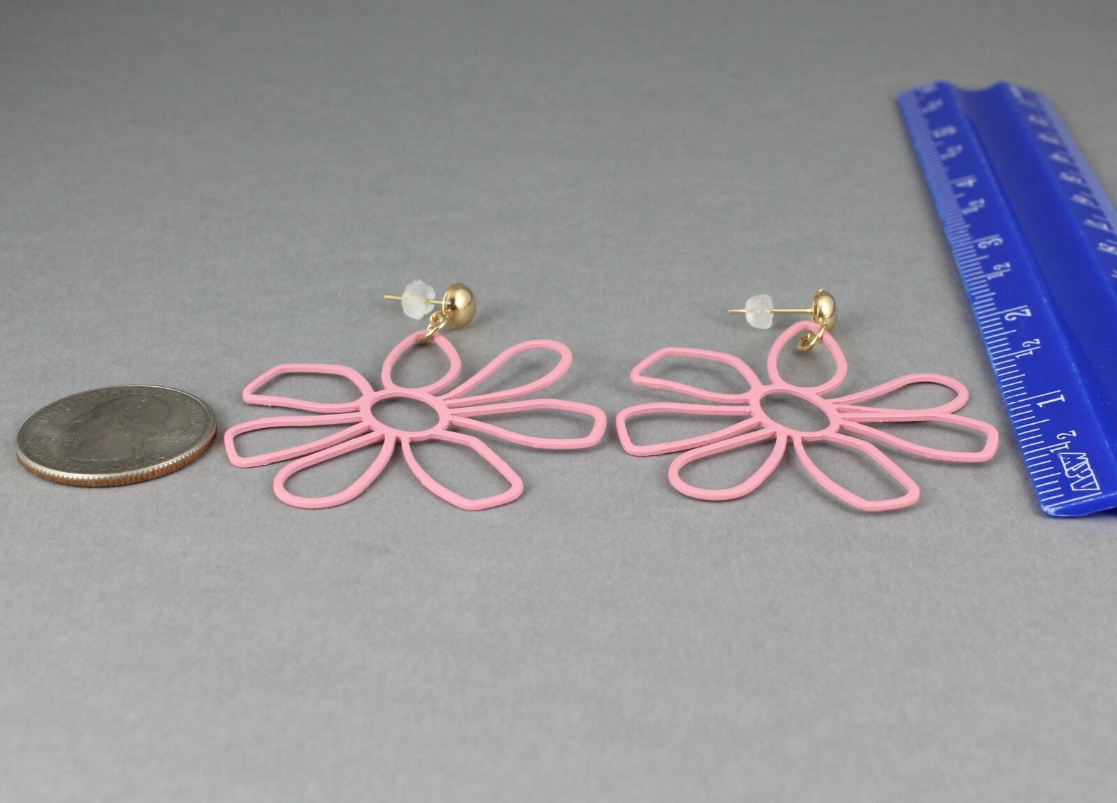 Pink flower earrings post stud dangle floral daisy outline lightweight 1.75″