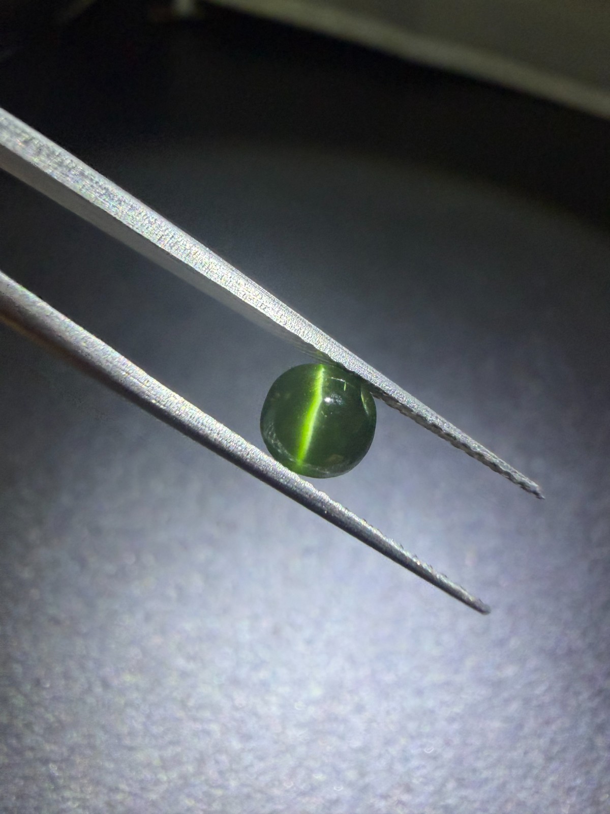 Natural Green Cats Eye Diopside 5.30×5.30×3.30 mm Oval Cabochon