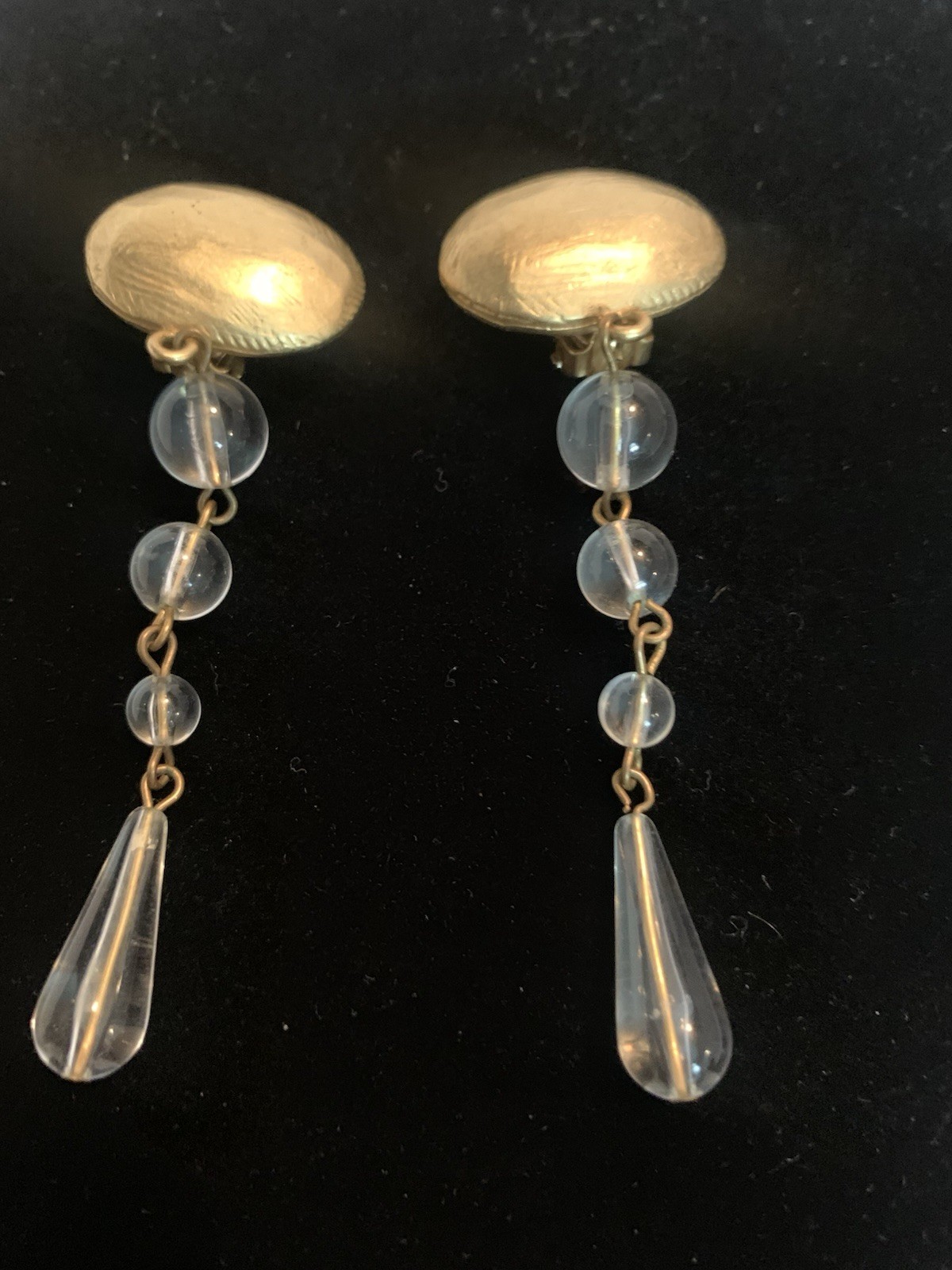 Vtg. DKNY Donna Karan Matte Gold & Clear Lucite Shoulder Duster Clipon Earrings