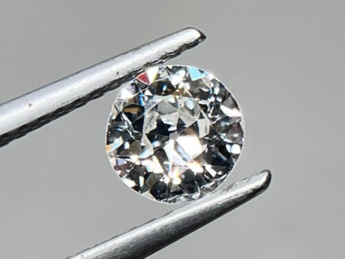5mm Round Shape Simulated Diamond 1 Pcs Cubic zirconia stone 120