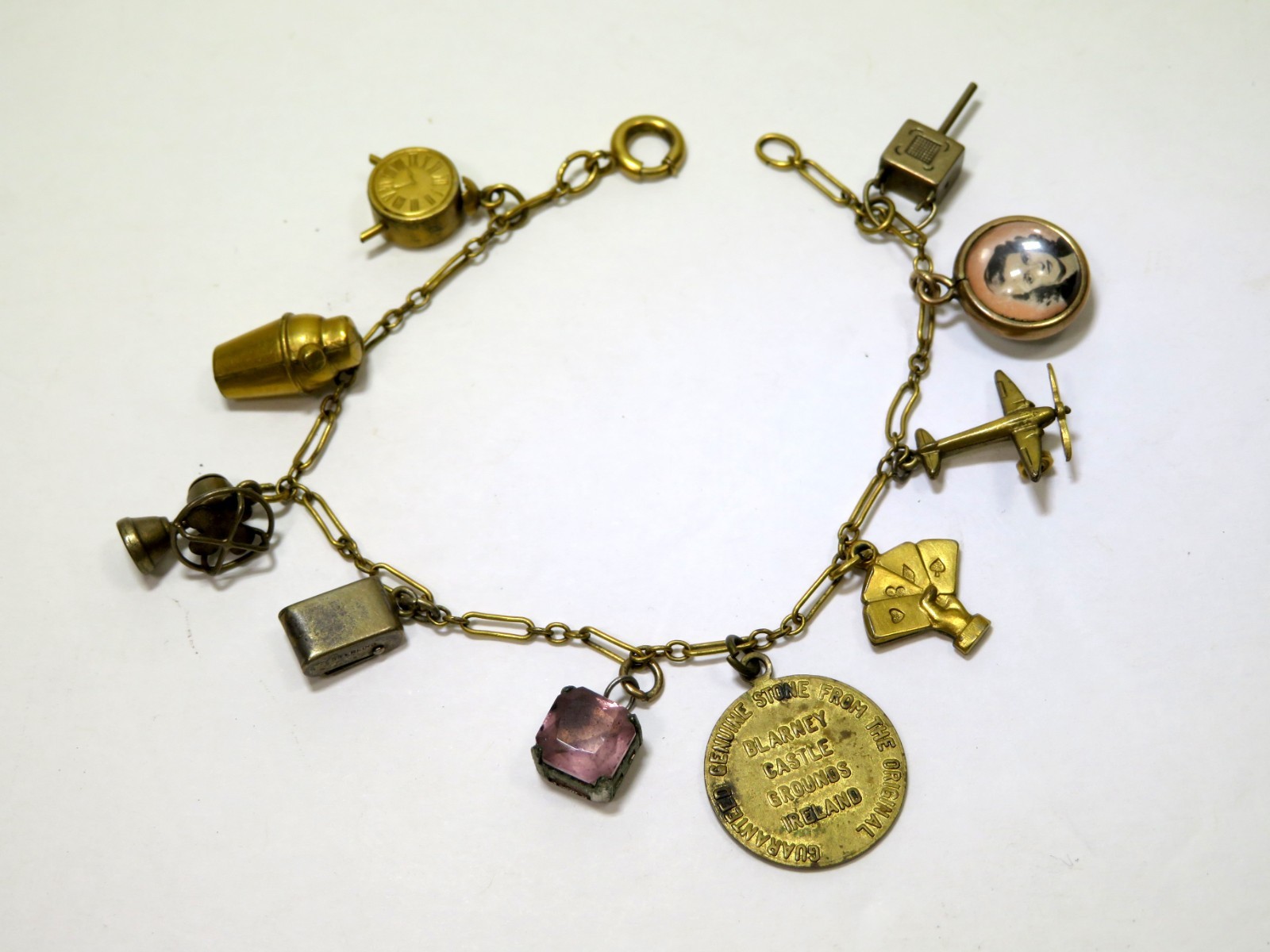 Vintage Brass Charm Bracelet W/ 10 Charms – 7 Inches