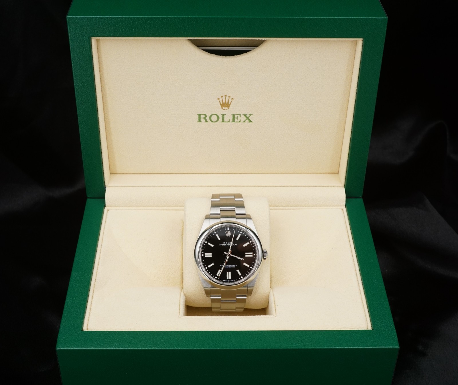 Rolex Oyster Perpetual 41mm 124300 2024 Stainless Black Box Card W1351