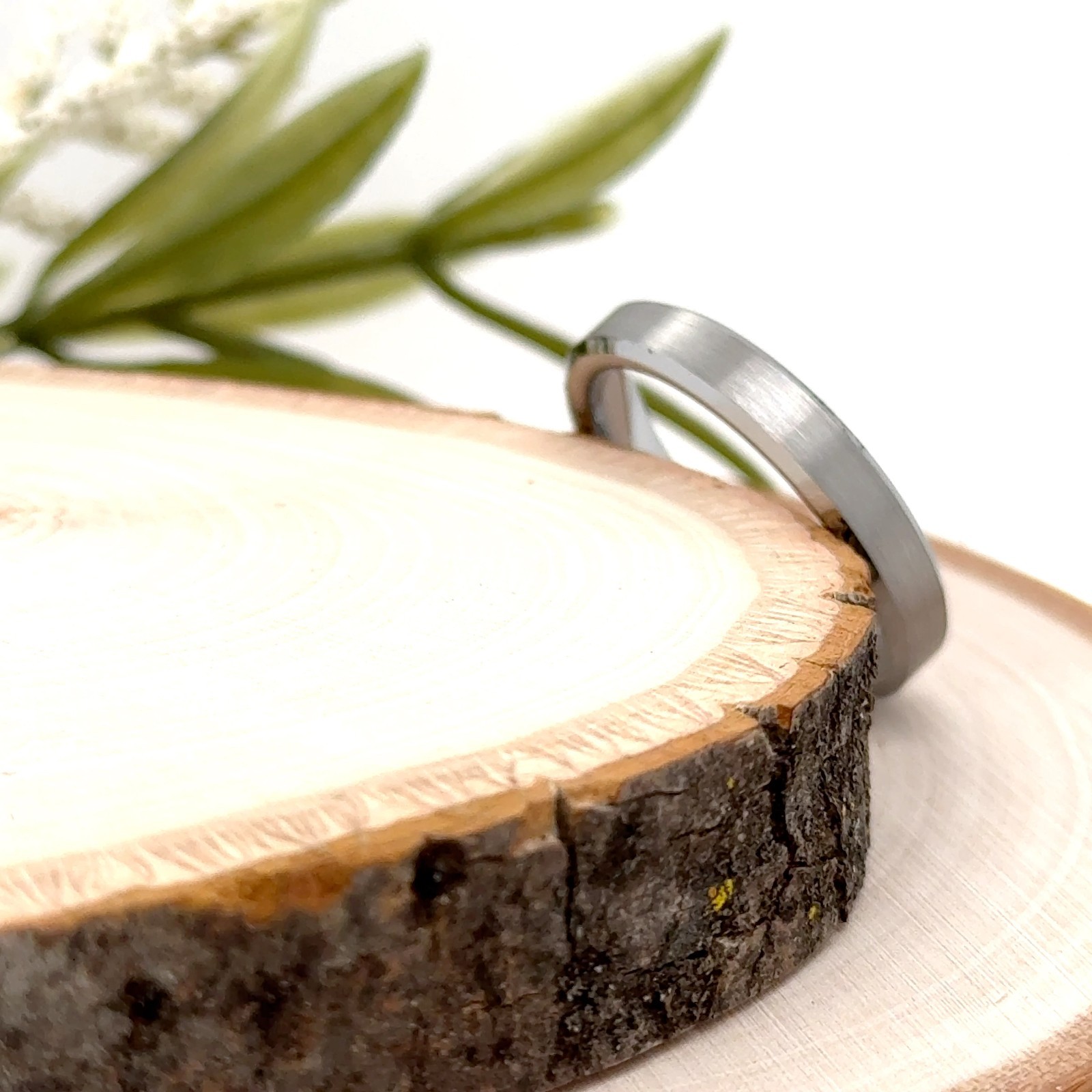 Matt Finish Polished Edges Band 4mm Silver Tungsten Christmas Gifts Ring For Men